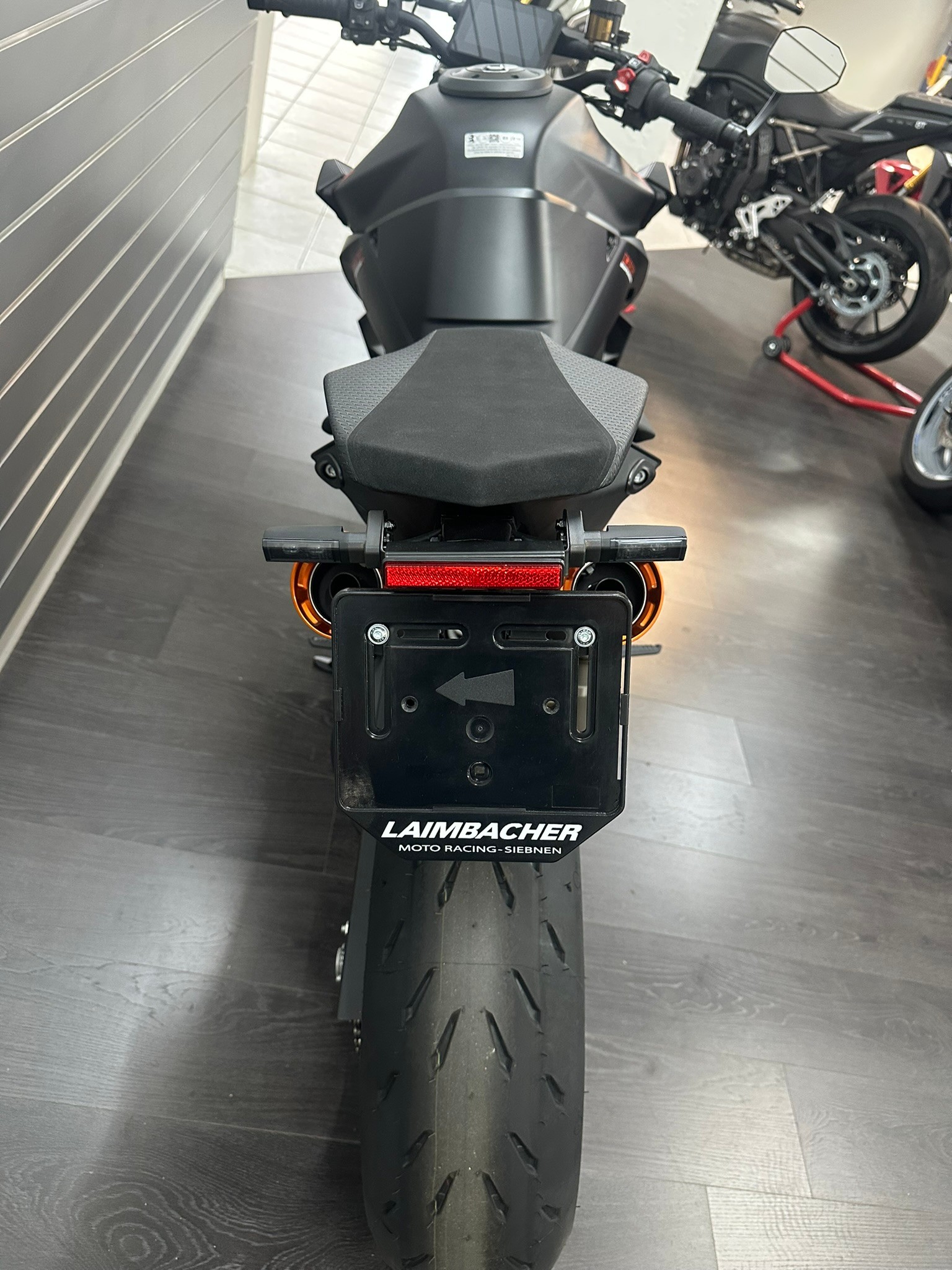 KTM 1390 Super Duke R-image-2