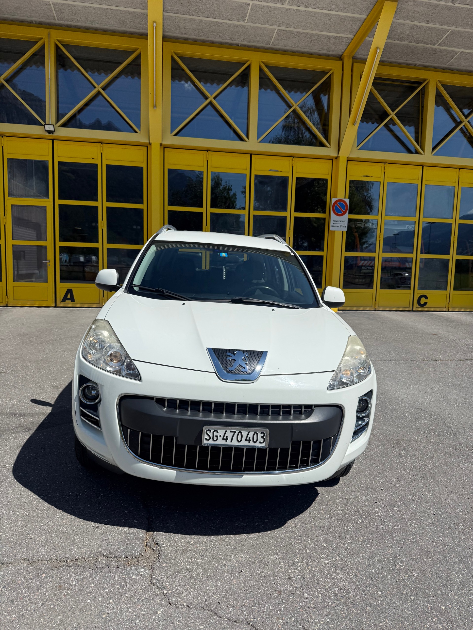 PEUGEOT 4007 2.2 HDi Dynamic DCS6-showroom-element-2