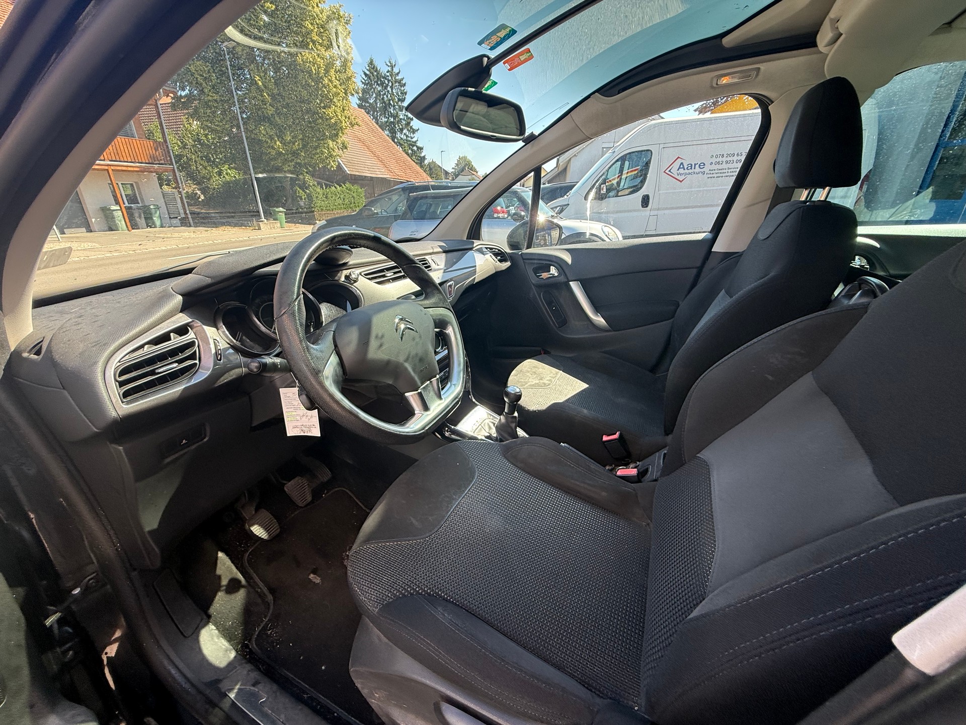 CITROEN C3 1.6i 16V Exclusive-image-8