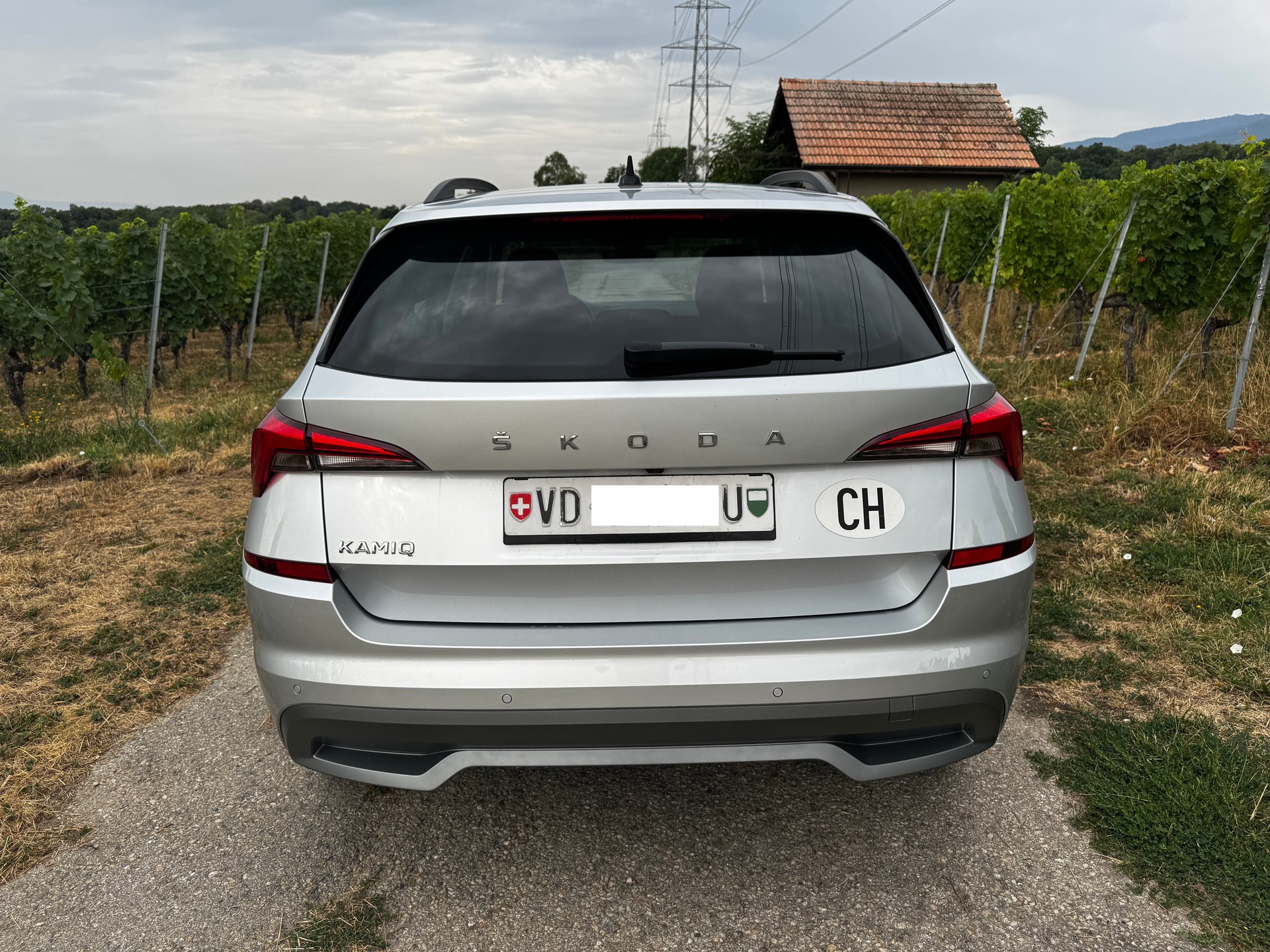 SKODA KAMIQ 1.0 TSI Tour-image-4
