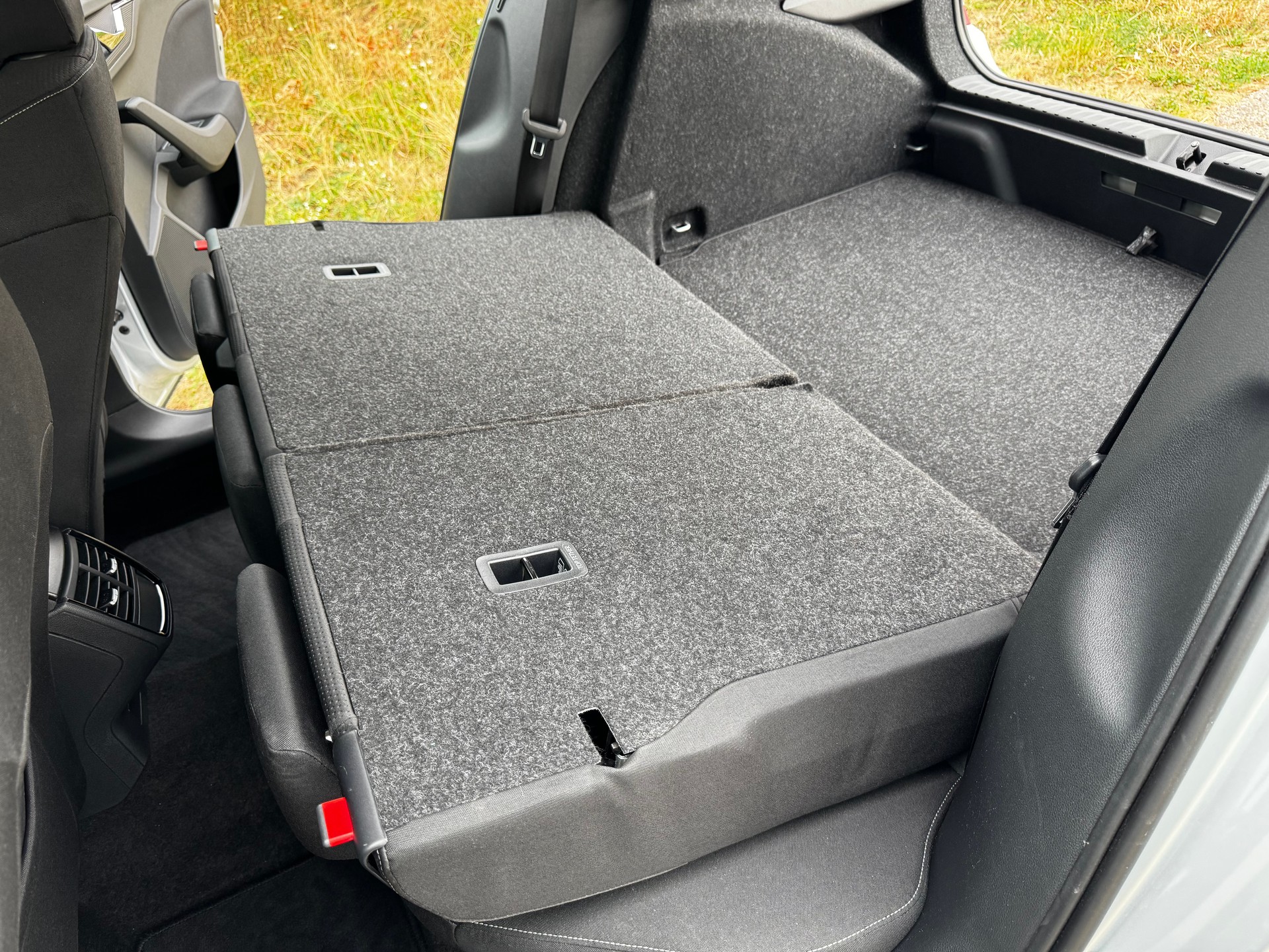 SKODA KAMIQ 1.0 TSI Tour-image-17