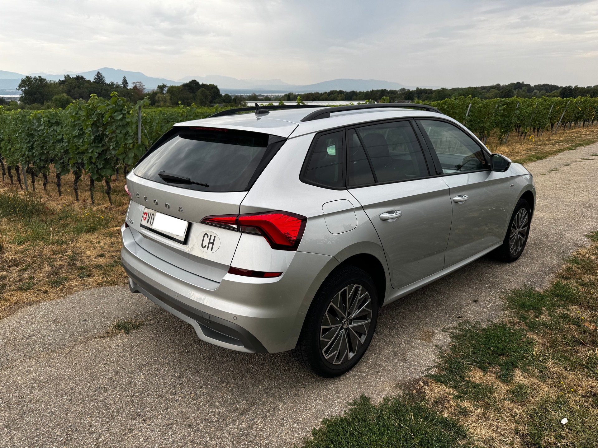 SKODA KAMIQ 1.0 TSI Tour-image-5