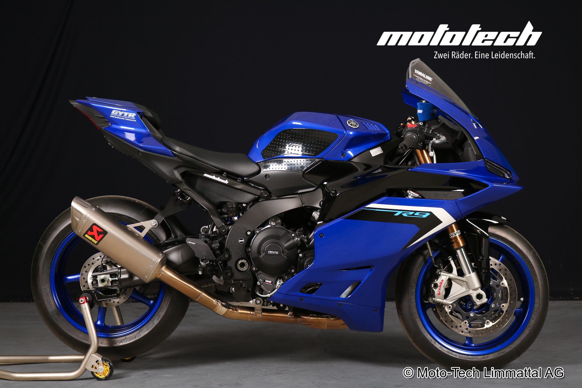YAMAHA YZF-R9 AKRAPOVIC-image-1