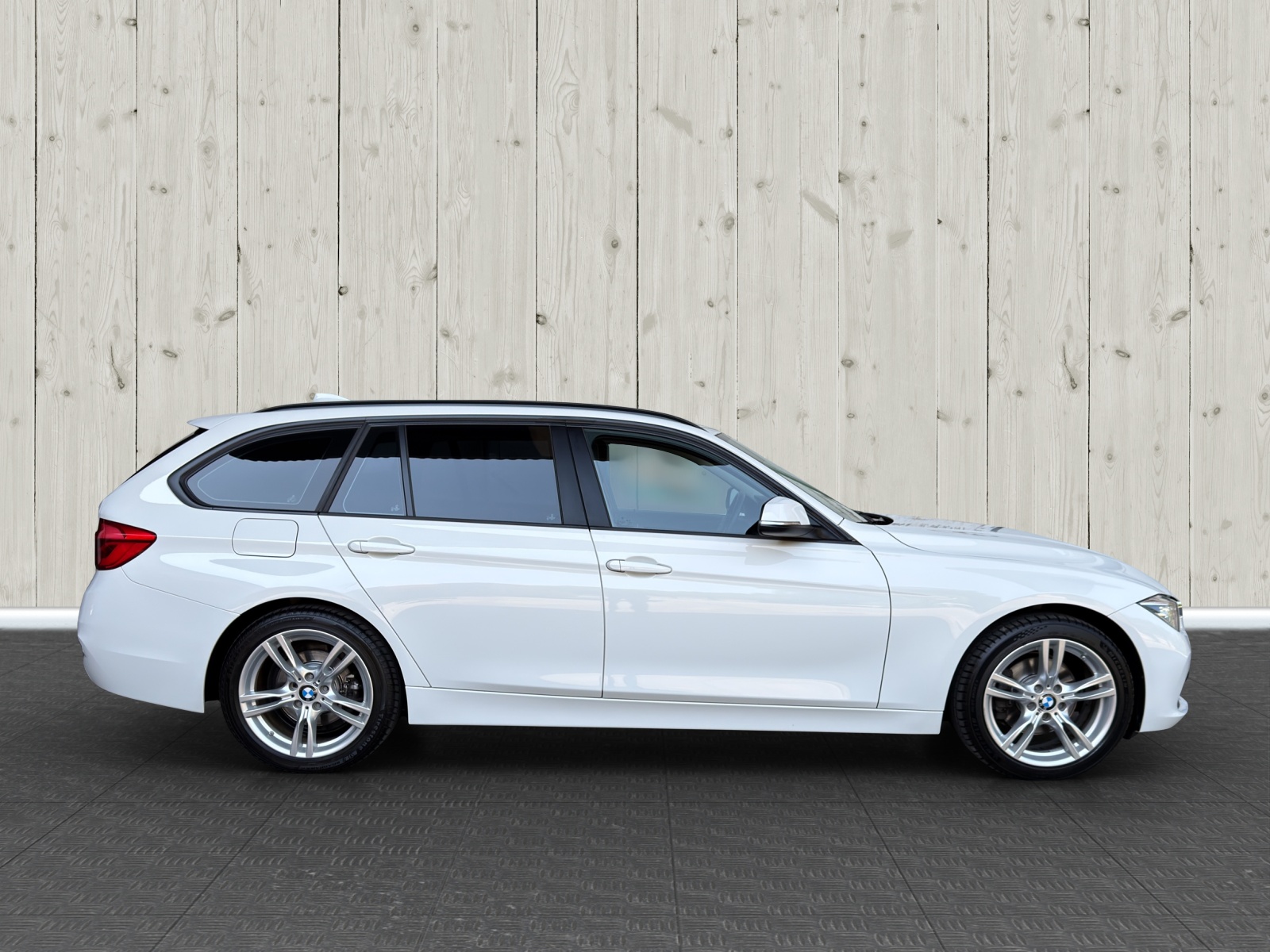 BMW 320d xDrive Touring Swiss Advantage Sport Stept-image-7