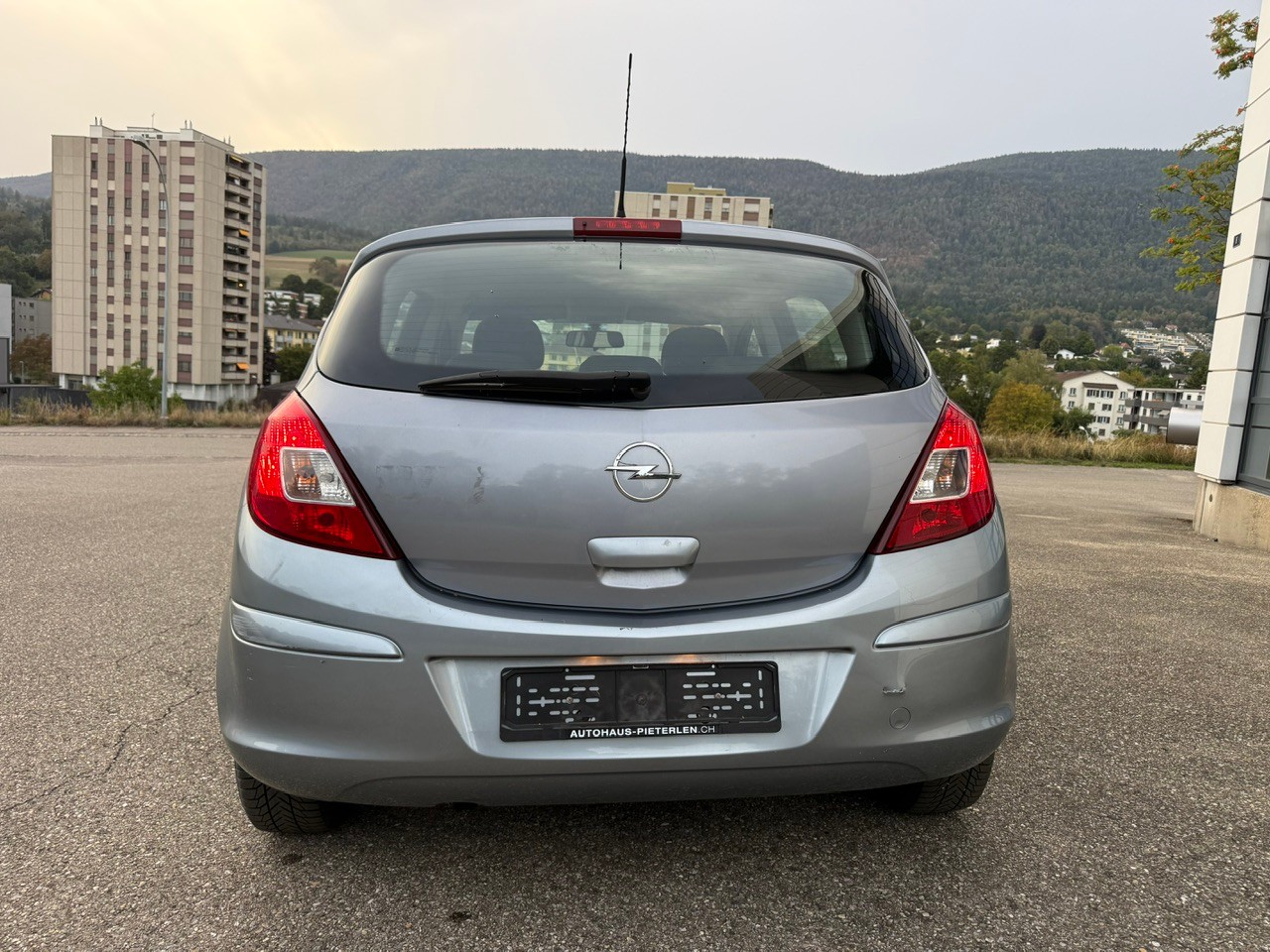 OPEL Corsa 1.4 TP Enjoy-image-5