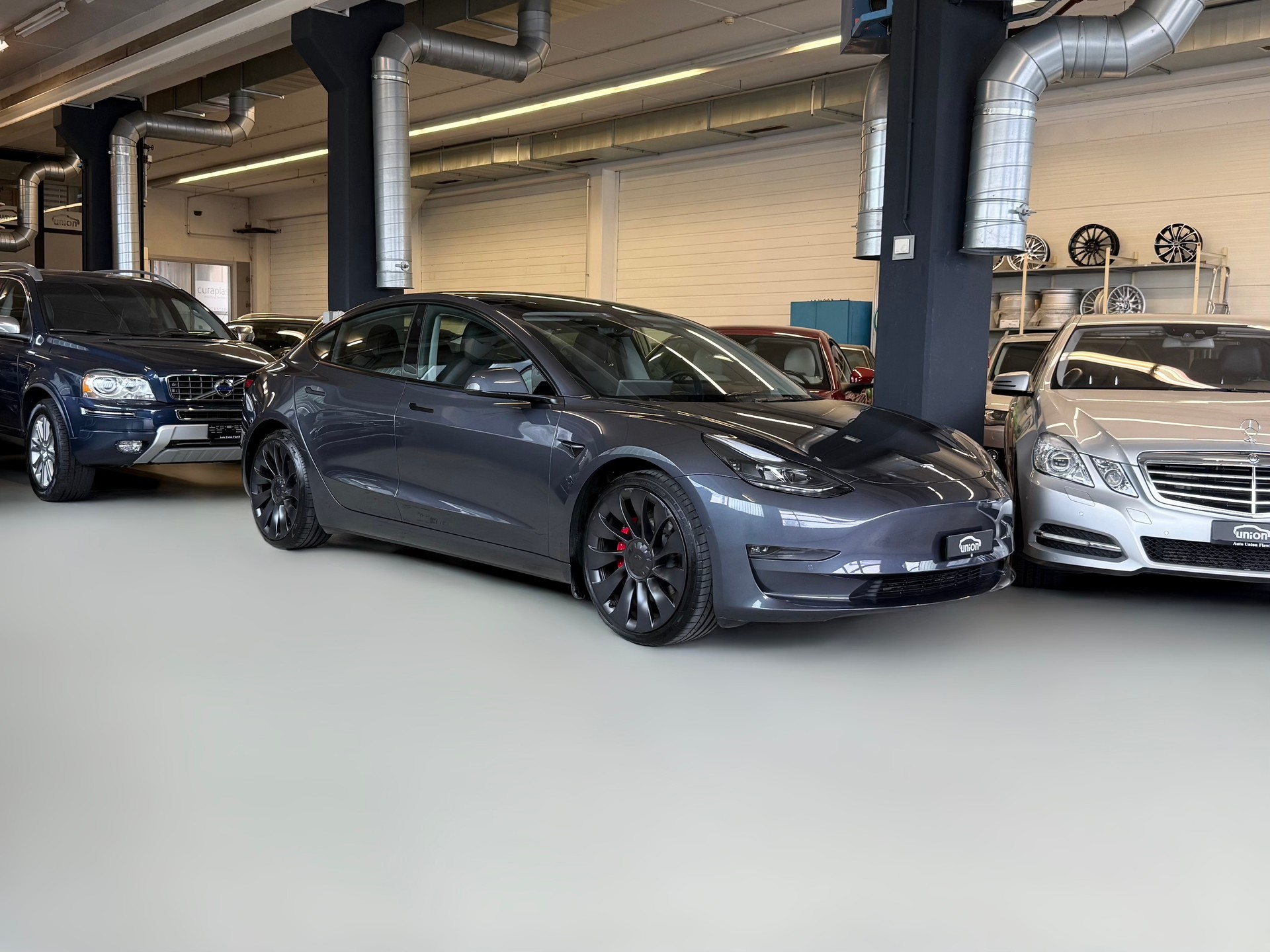 TESLA Model 3 Performance Dual Motor AWD-image-1