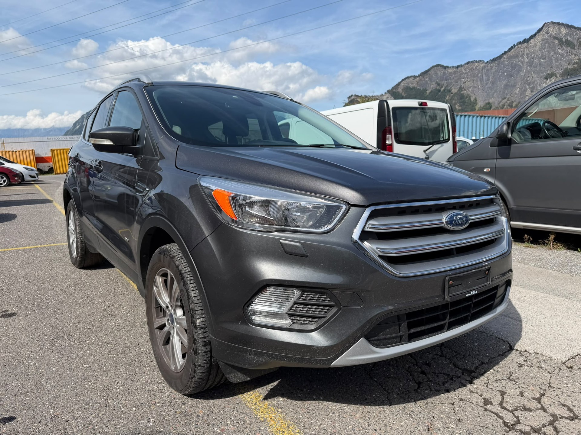 FORD Kuga 1.5 SCTi Carving 4WD Automatic-image-4