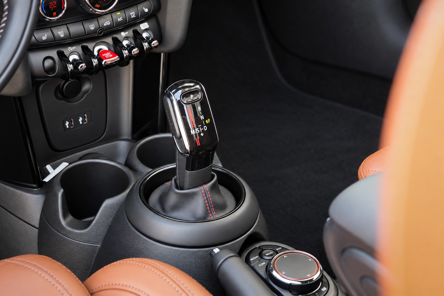 MINI Cooper S Cabriolet DKG (CH)-image-18