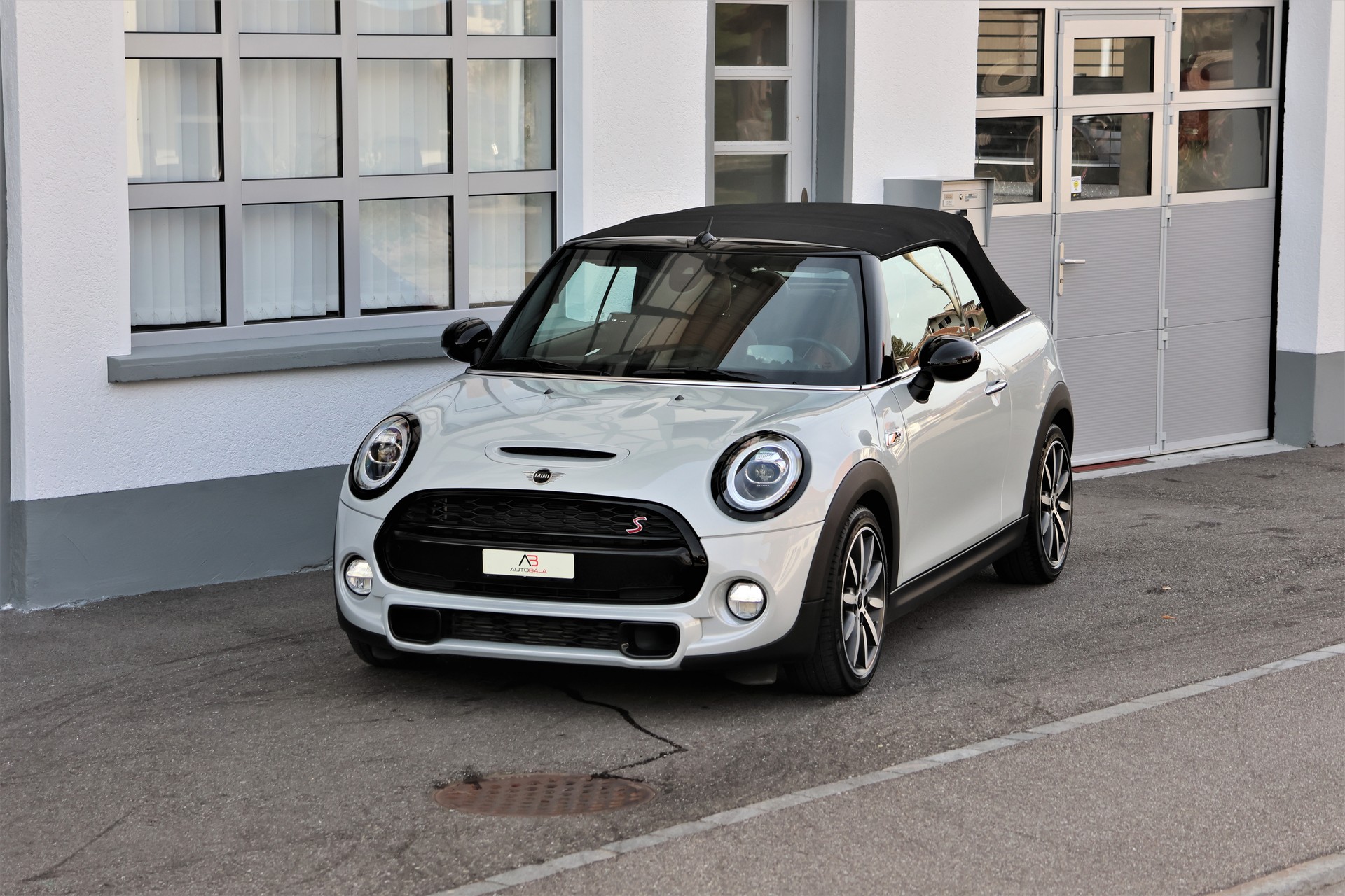 MINI Cooper S Cabriolet DKG (CH)-image-8
