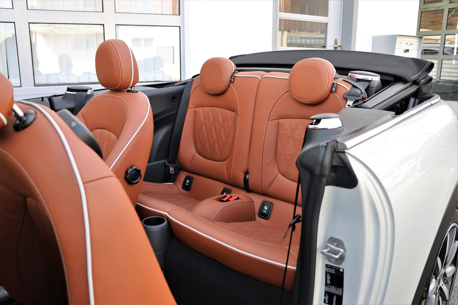 MINI Cooper S Cabriolet DKG (CH)-image-19