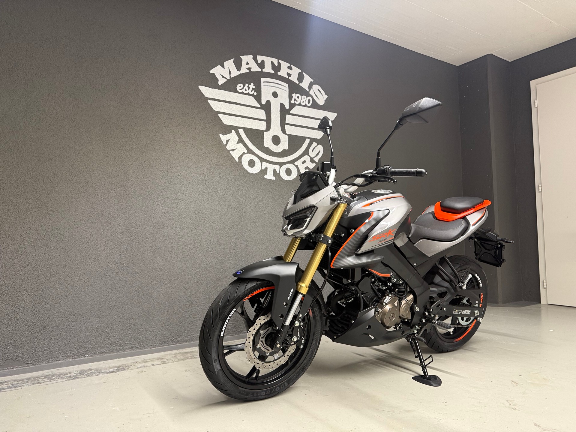 QJ SRK 125 S-image-4