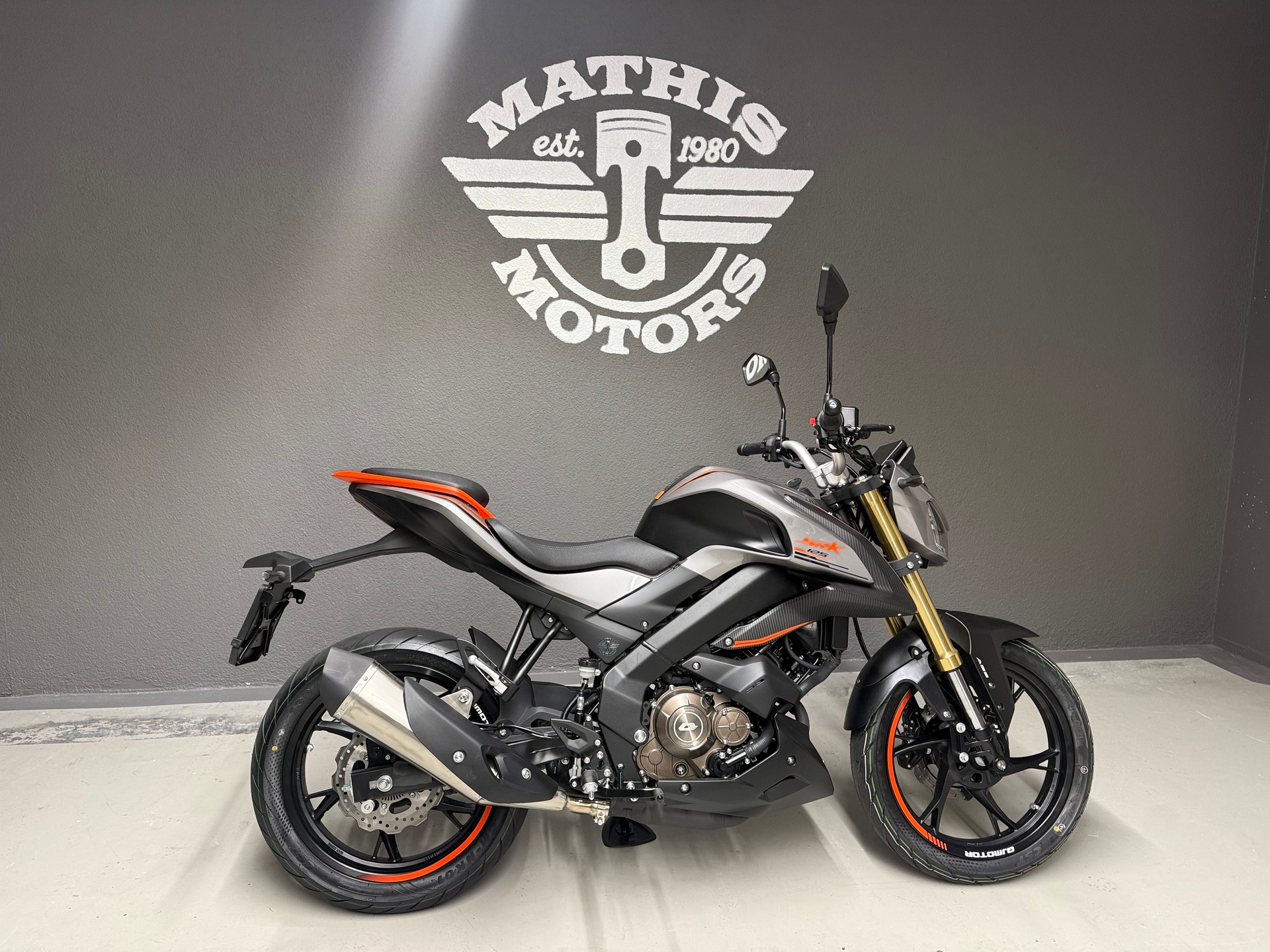 QJ SRK 125 S-image-1