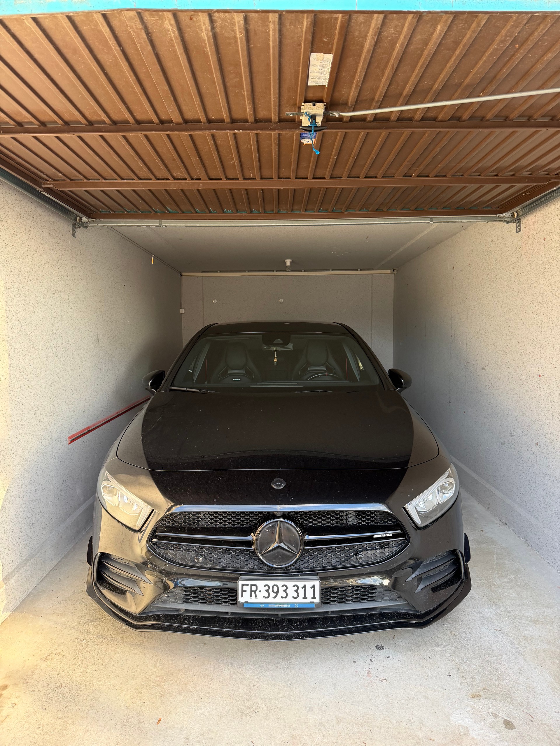 MERCEDES-BENZ A 35 AMG