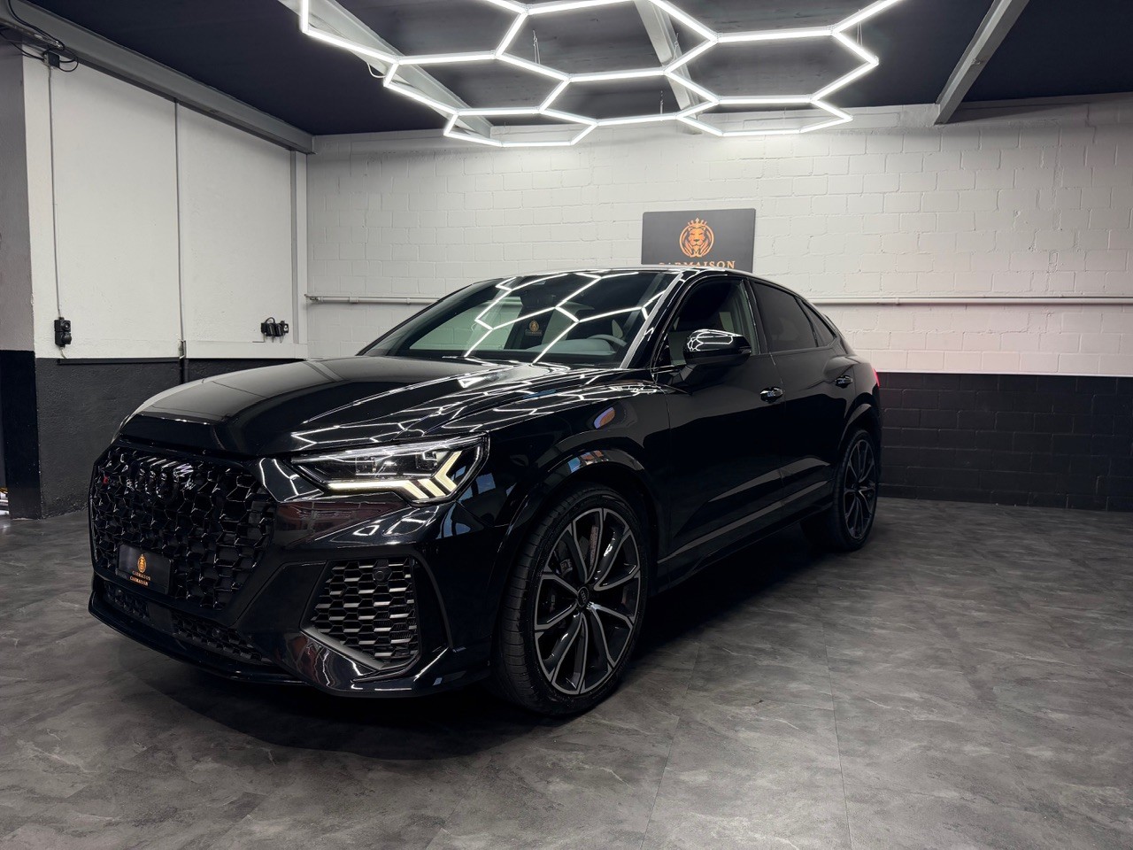AUDI RS Q3 Sportback quattro S tronic | Bang & Olufsen | ACC | Ambiente | Carbon | Anhängerkupplung | Alcantara-showroom-element-2
