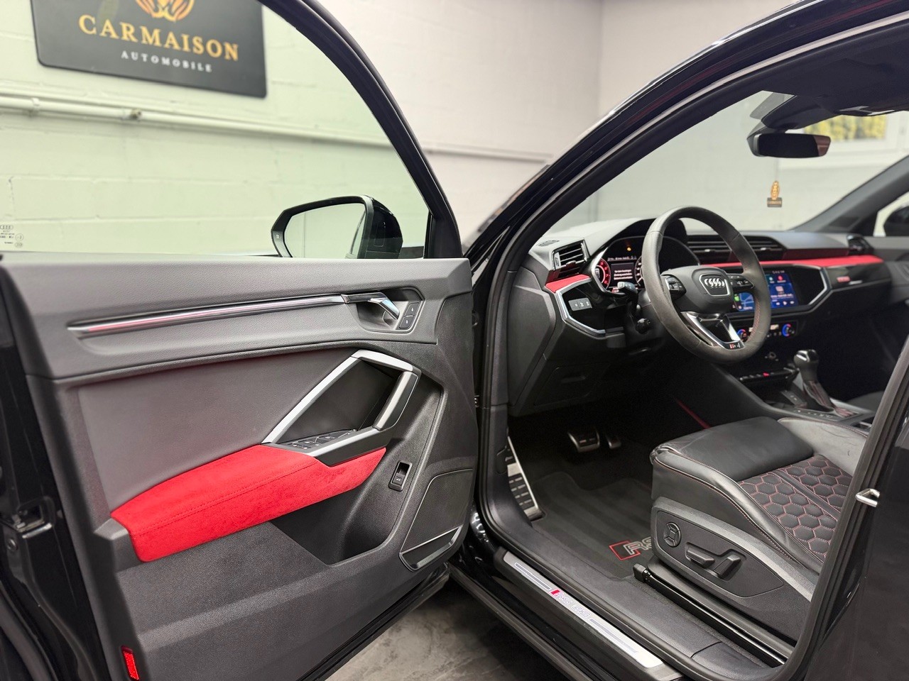 AUDI RS Q3 Sportback quattro S tronic | Bang & Olufsen | ACC | Ambiente | Carbon | Anhängerkupplung | Alcantara-image-10