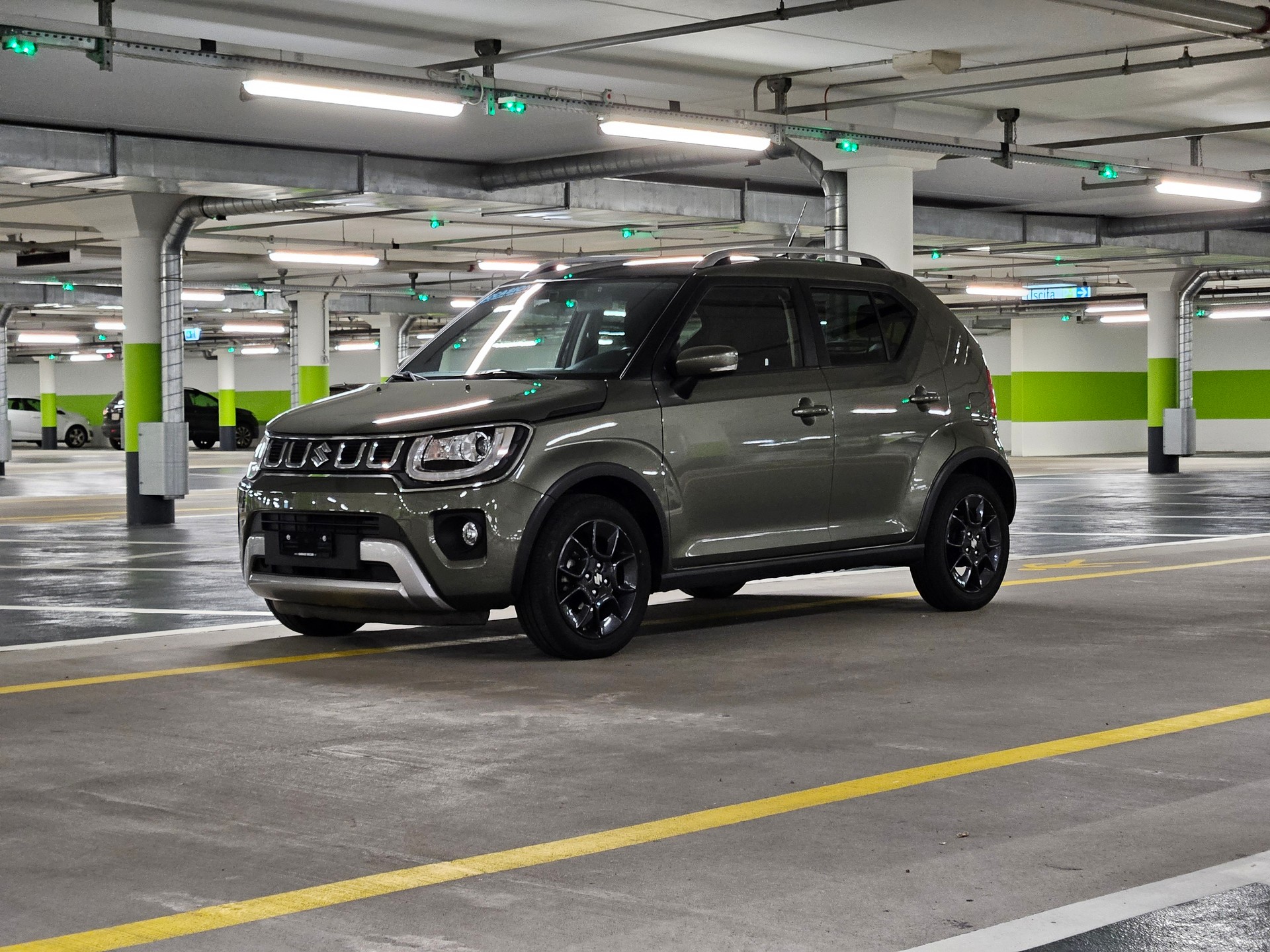 SUZUKI Ignis 1.2i Compact Top Hybrid 4x4