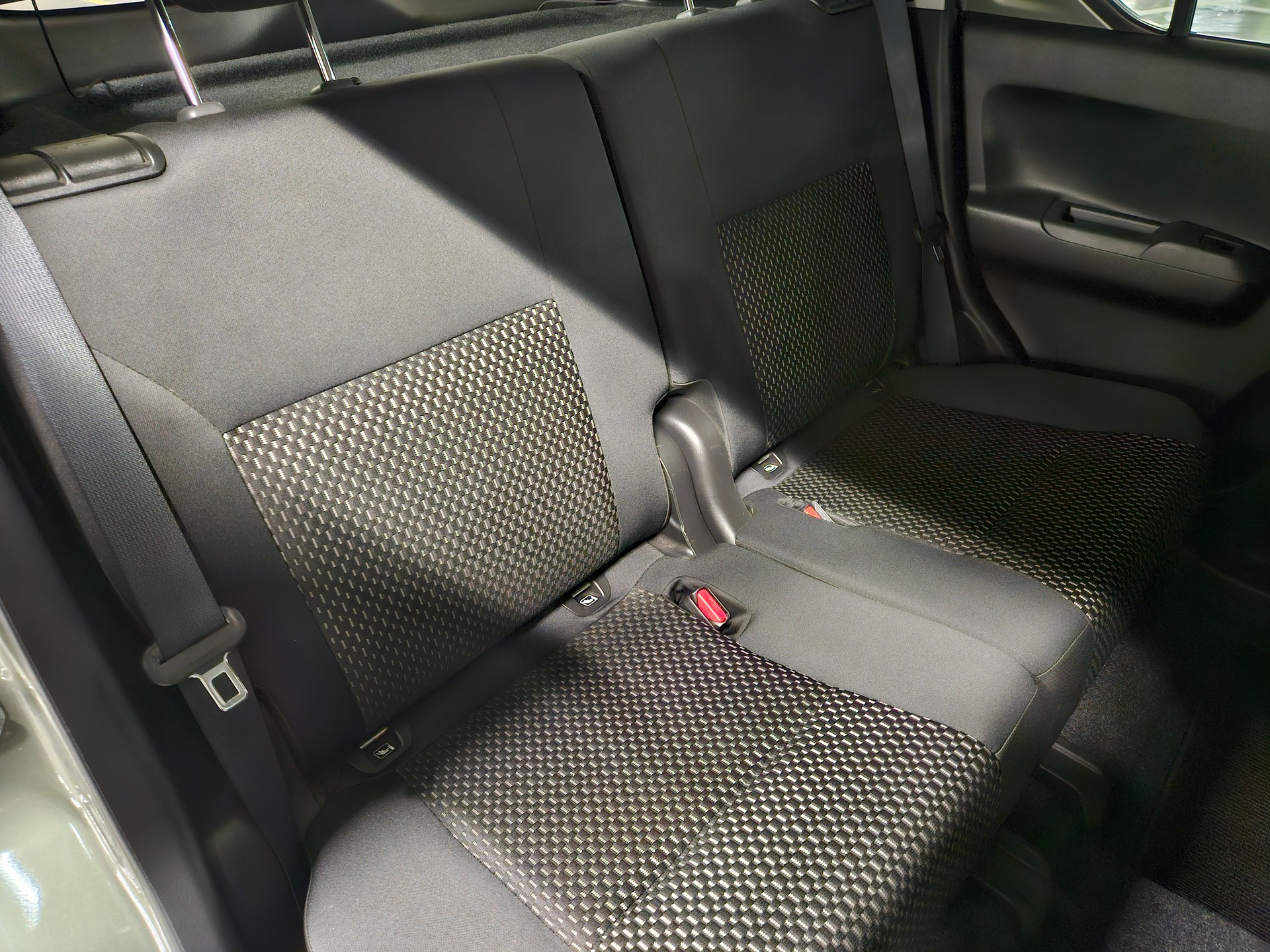 SUZUKI Ignis 1.2i Compact Top Hybrid 4x4-image-12