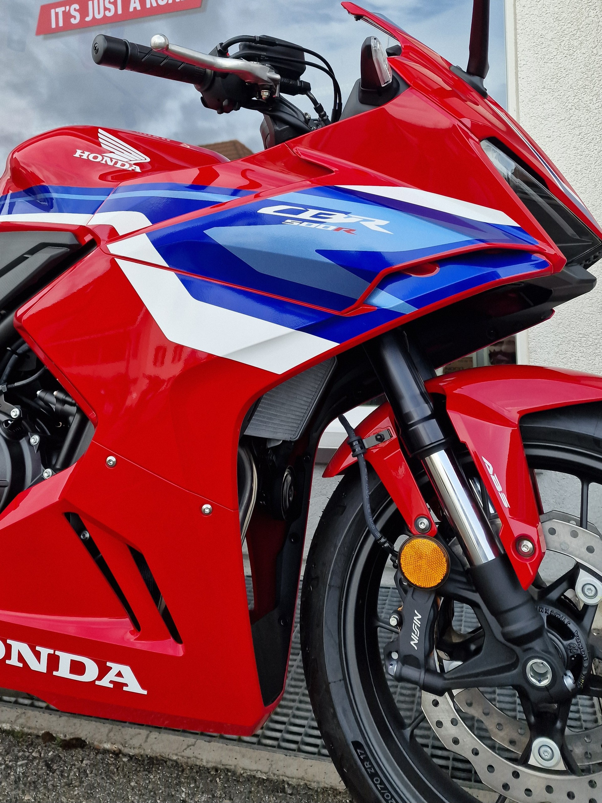 HONDA CBR 500 R - manuell-image-2