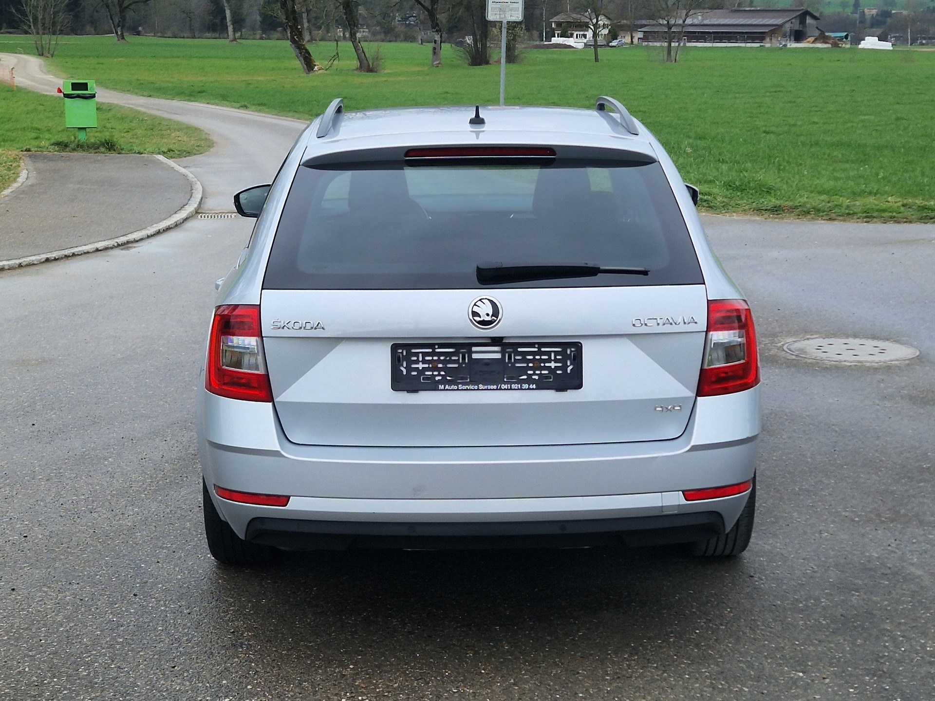 SKODA Octavia Combi 2.0 TDI Soleil 4x4 DSG-image-5