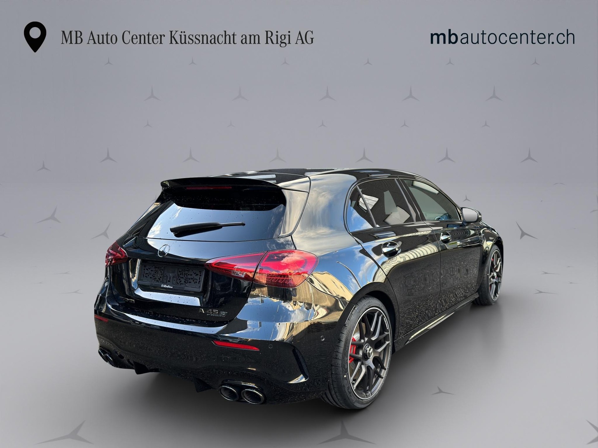 MERCEDES-BENZ A 45 S AMG 4matic+-image-5