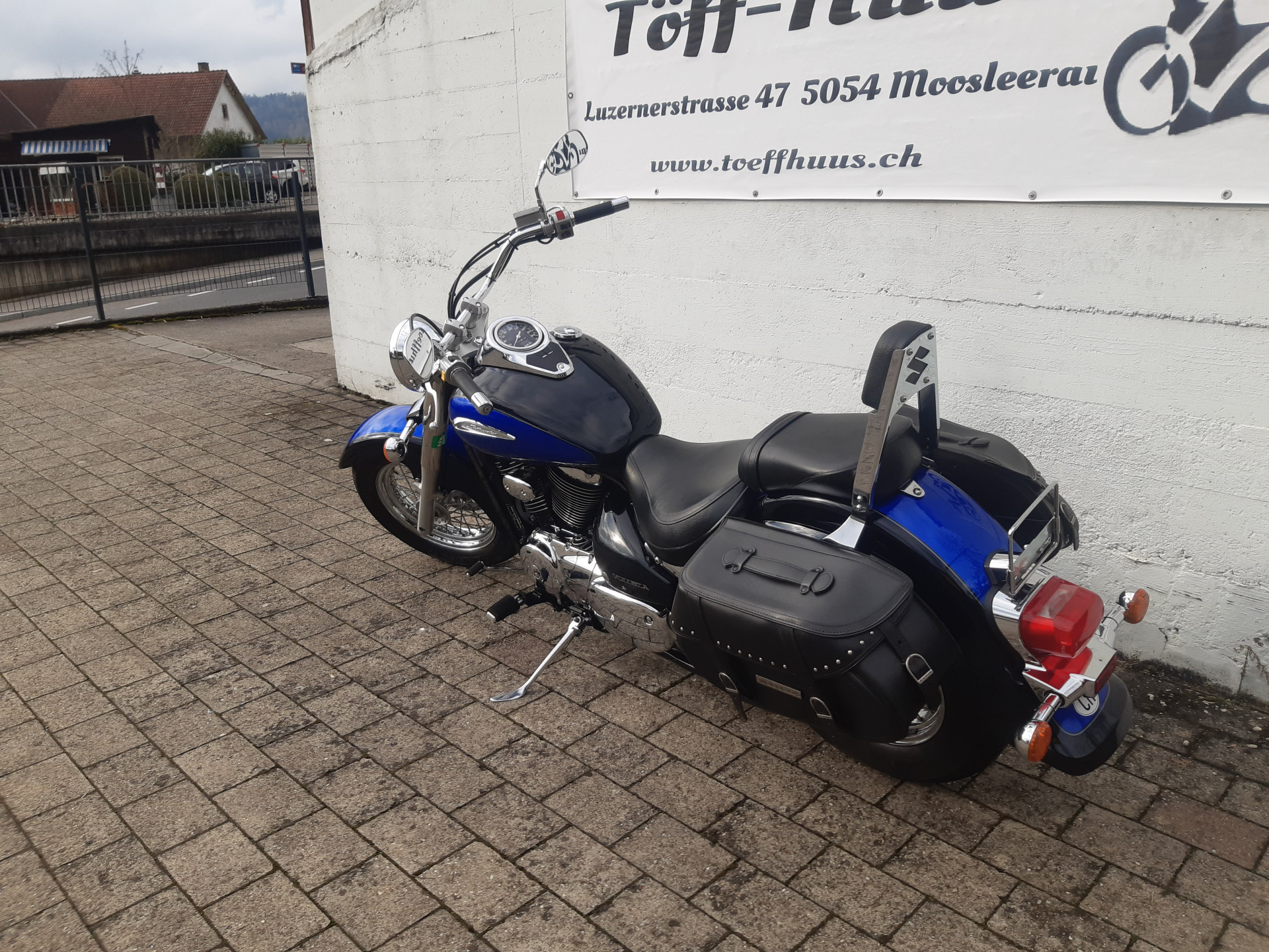SUZUKI VL 800 Intruder-image-2