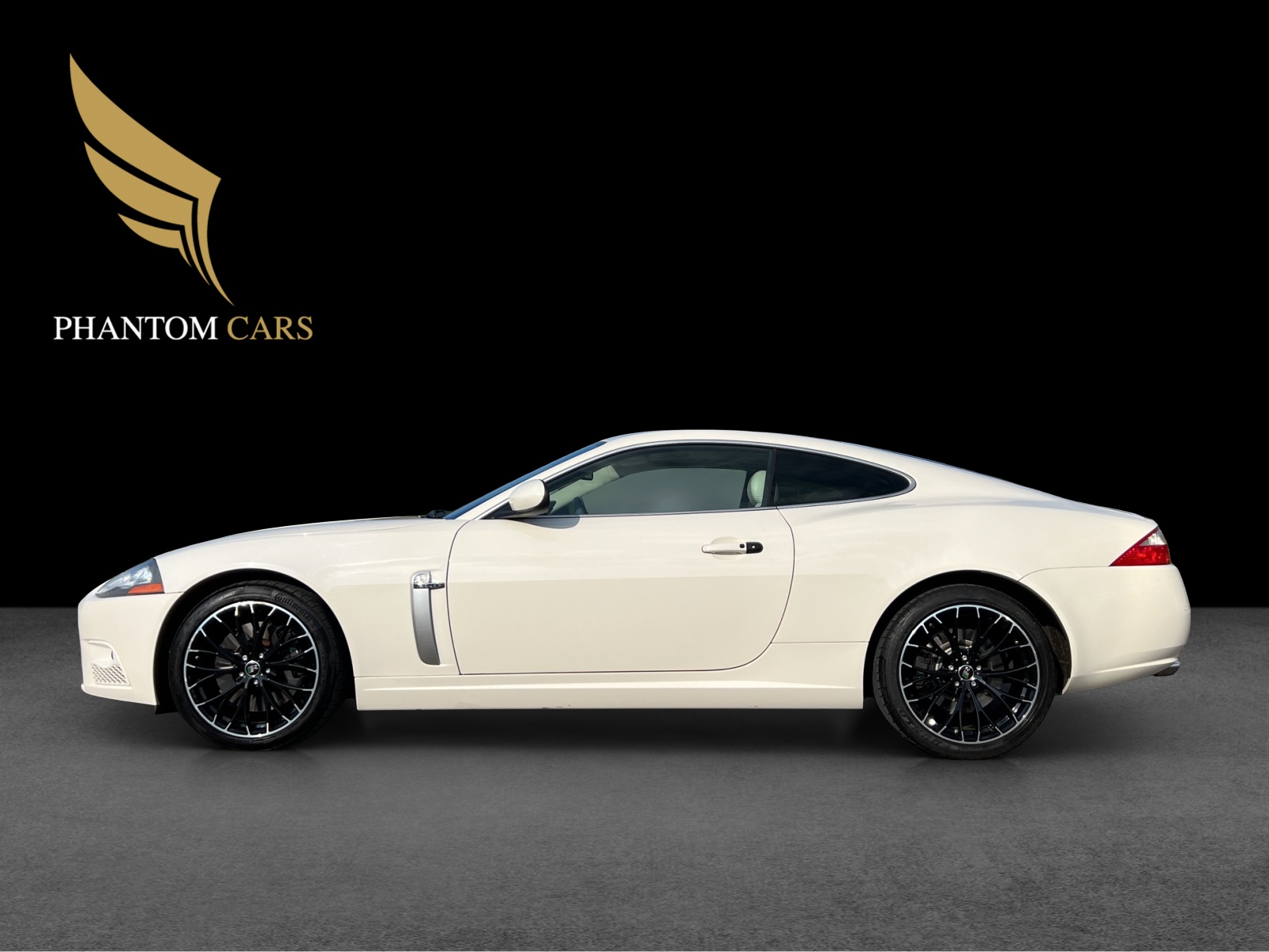 JAGUAR XKR 4.2 V8 SC Automatic-image-4