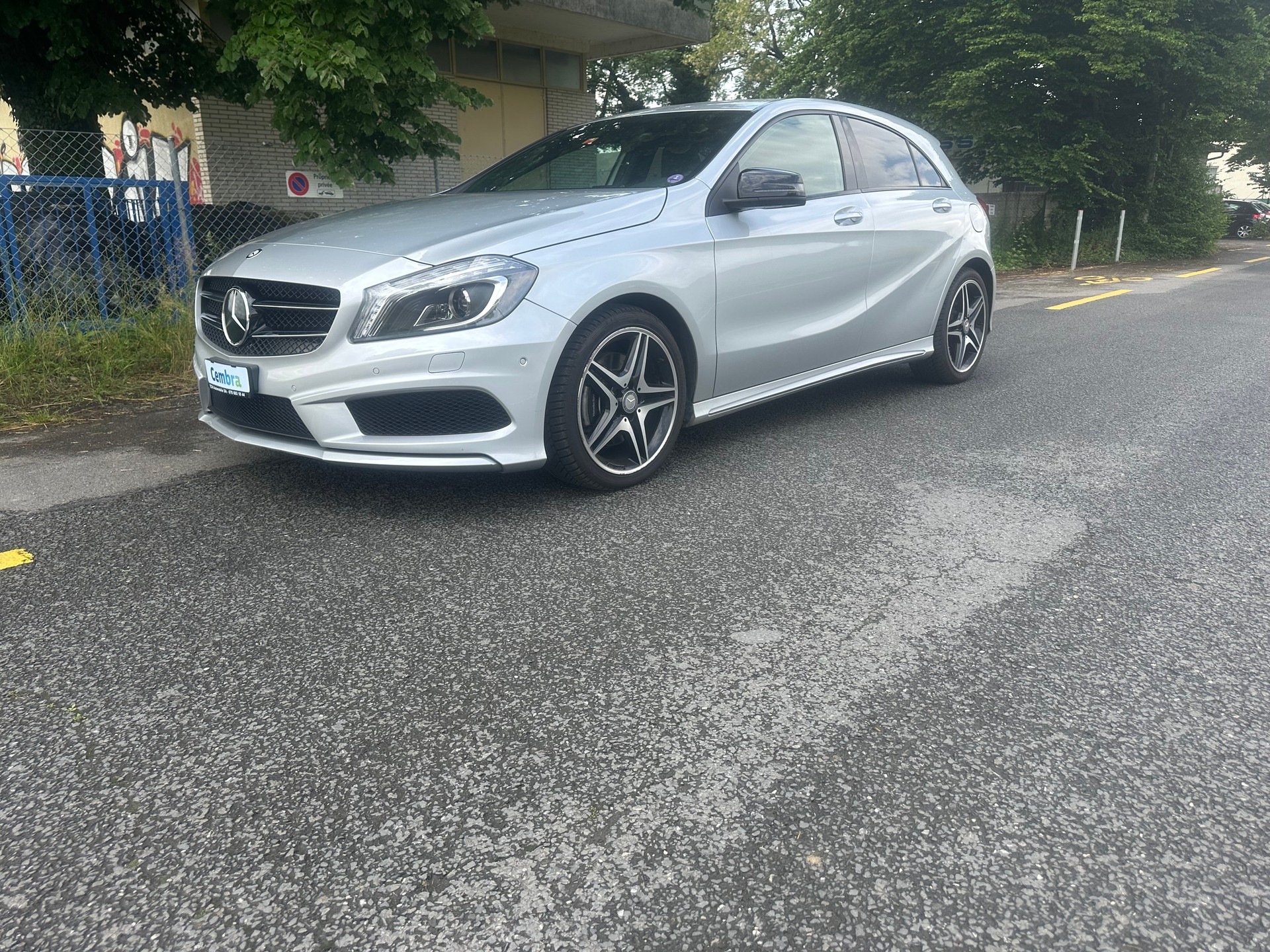 MERCEDES-BENZ A 250 AMG Line 7G-DCT-image-1