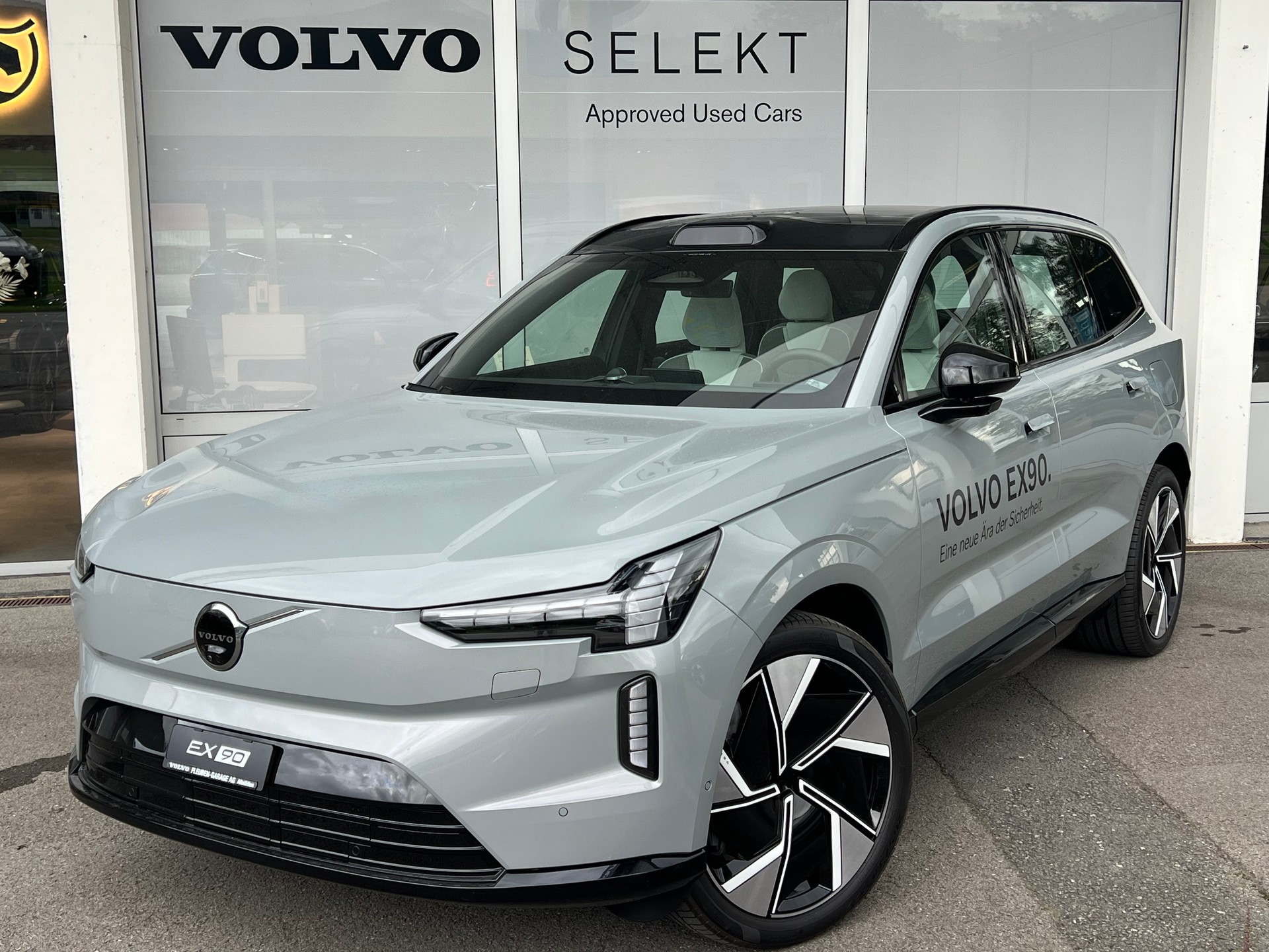 VOLVO EX90 Twin Performance 111 kWh Ultra AWD
