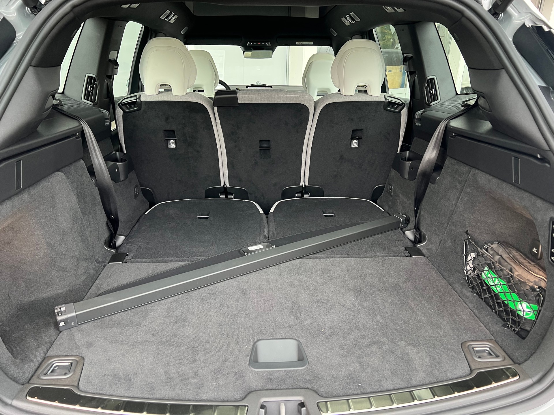 VOLVO EX90 Twin Performance 111 kWh Ultra AWD-image-25