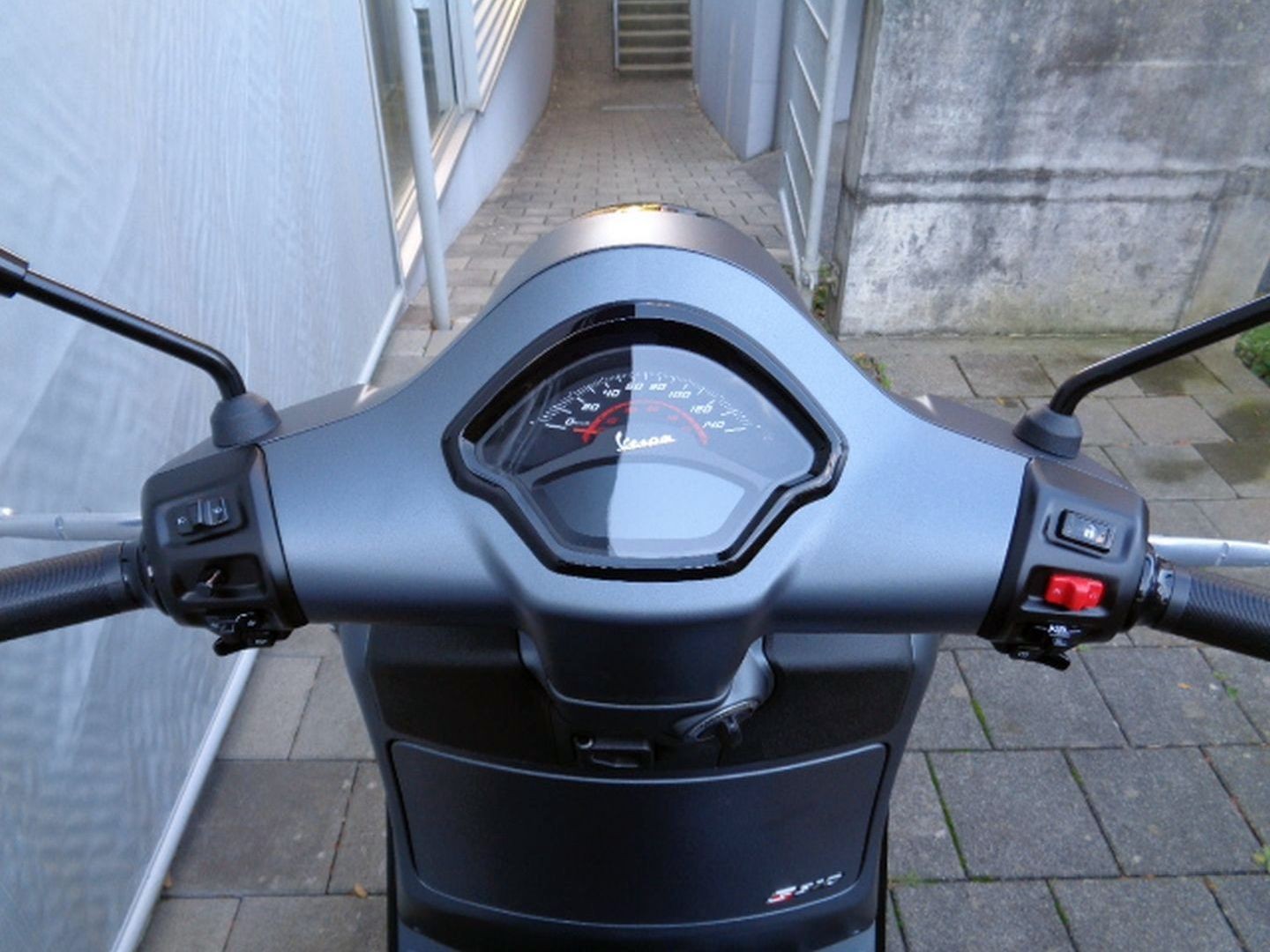 PIAGGIO VESPA GTS SUPER 310 E5-image-8