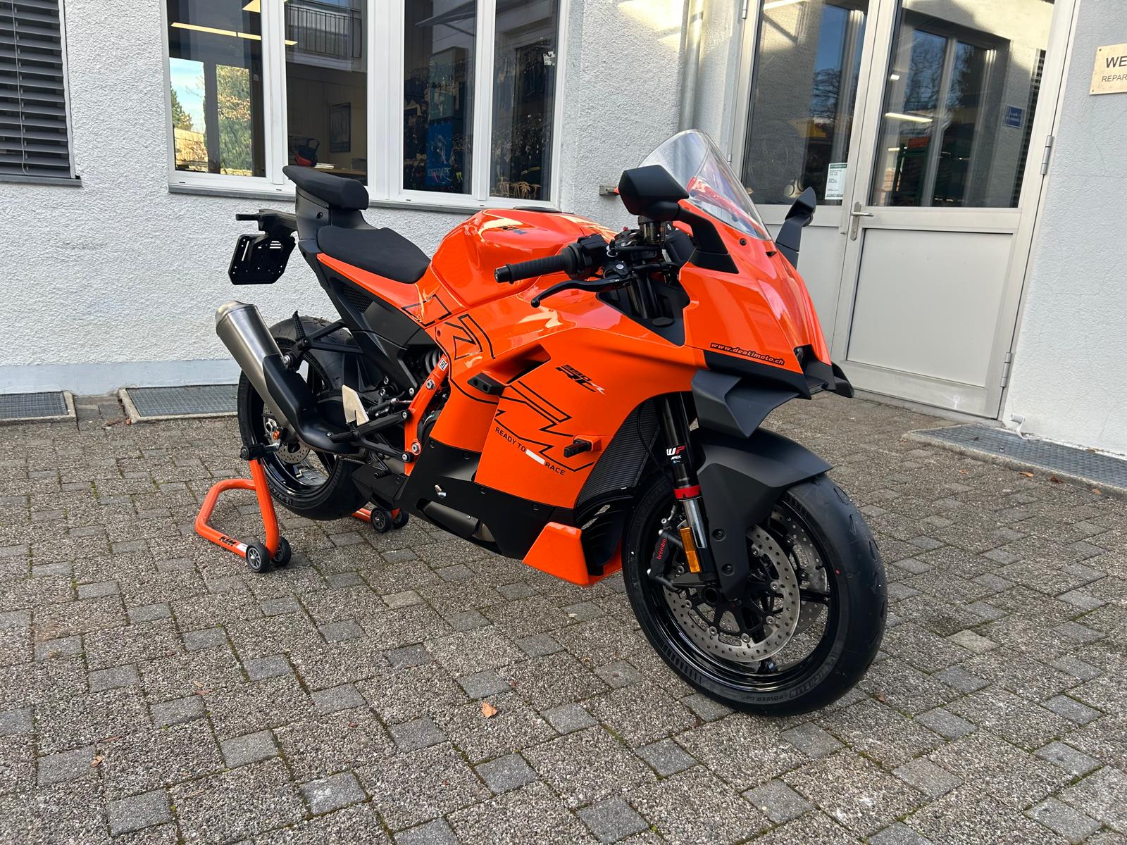 KTM 990 RC R-image-1