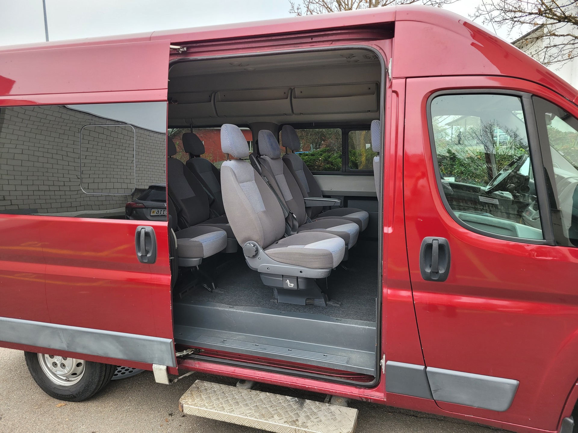 PEUGEOT BOXER 333-120 Minibus-image-7