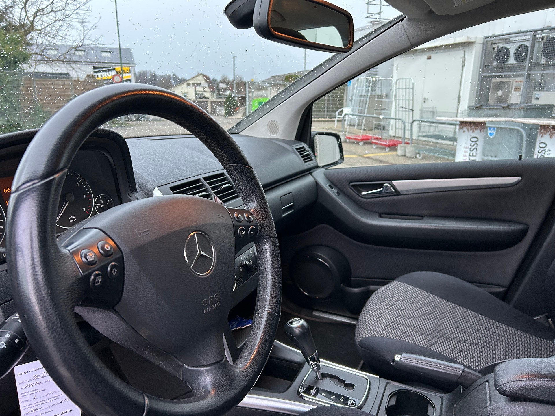 MERCEDES-BENZ A 170 Elégance Edition A-image-10