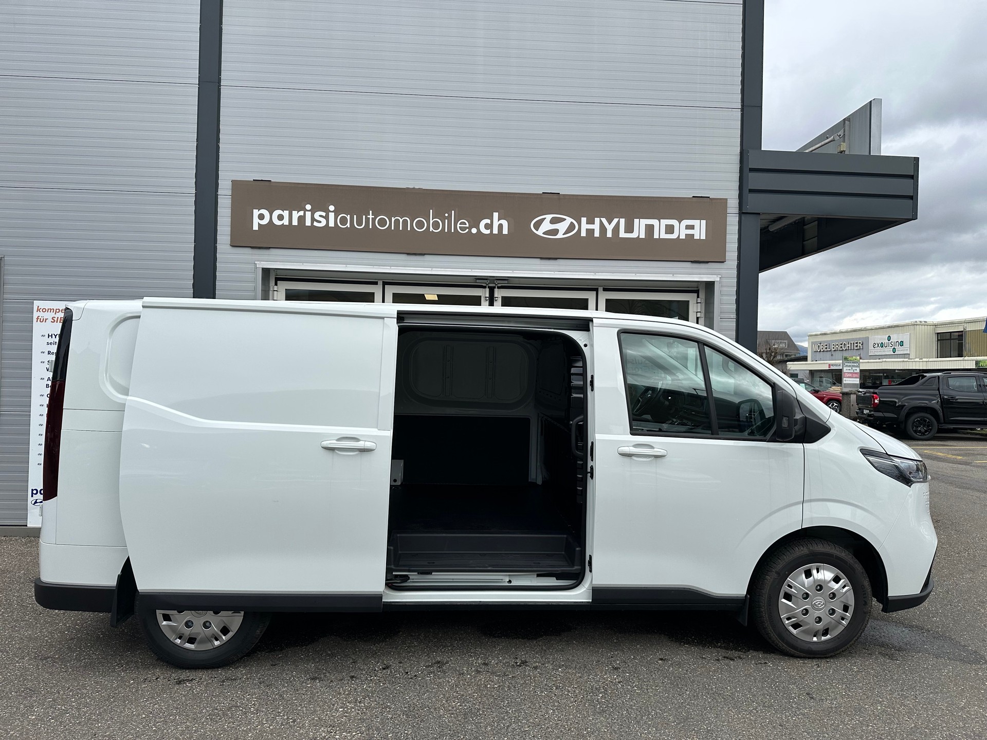 MAXUS eDeliver 7 L2 88kWh-image-8