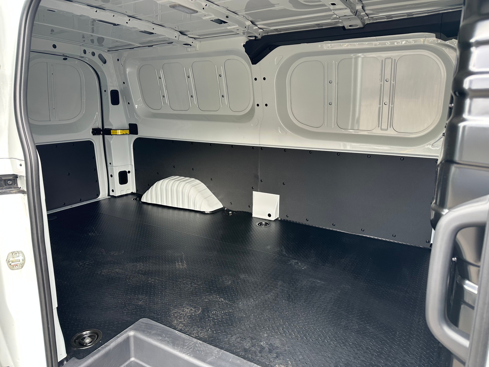 MAXUS eDeliver 7 L2 88kWh-image-9