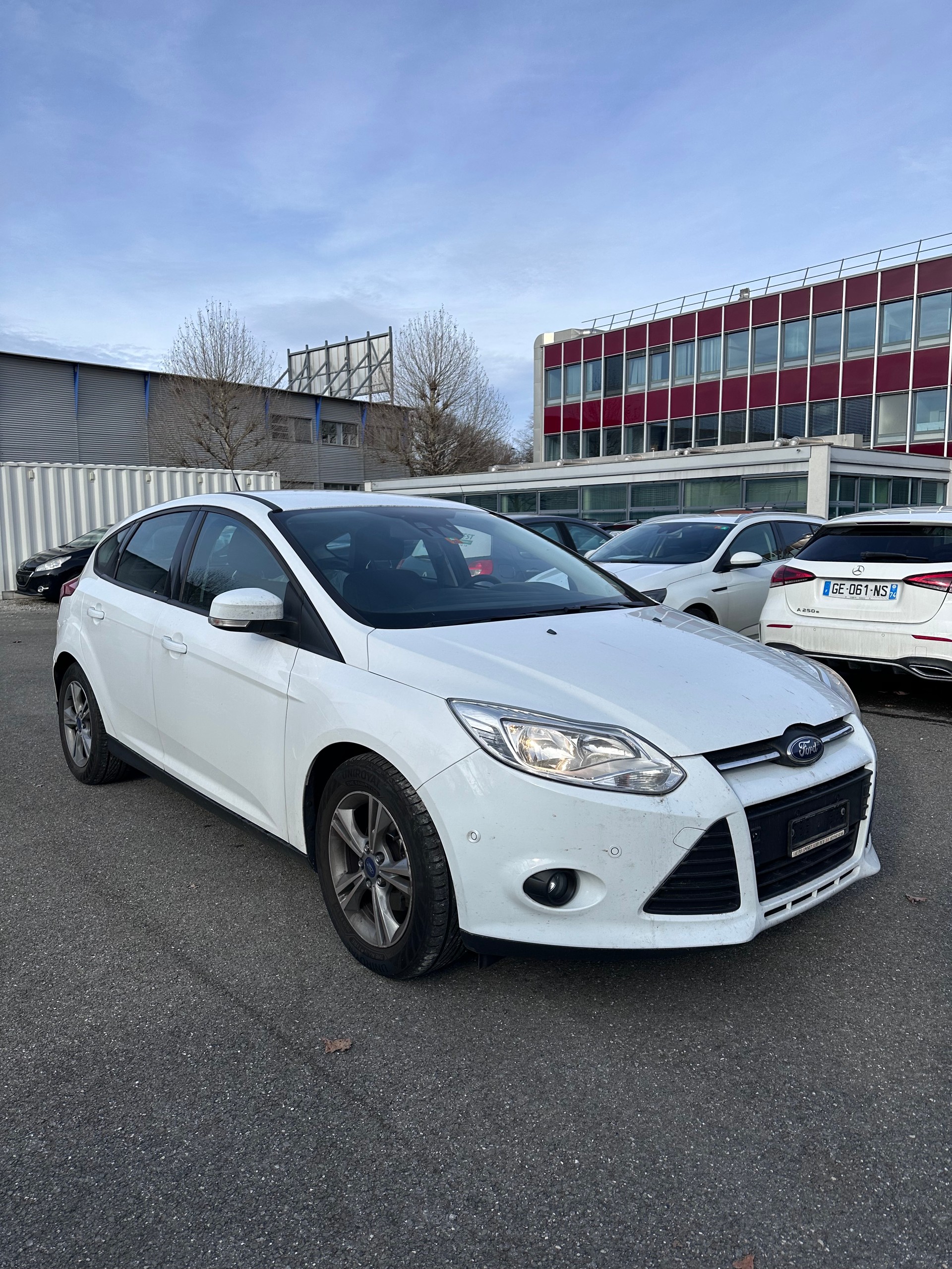 FORD Focus 1.0 SCTi Titanium-image-5