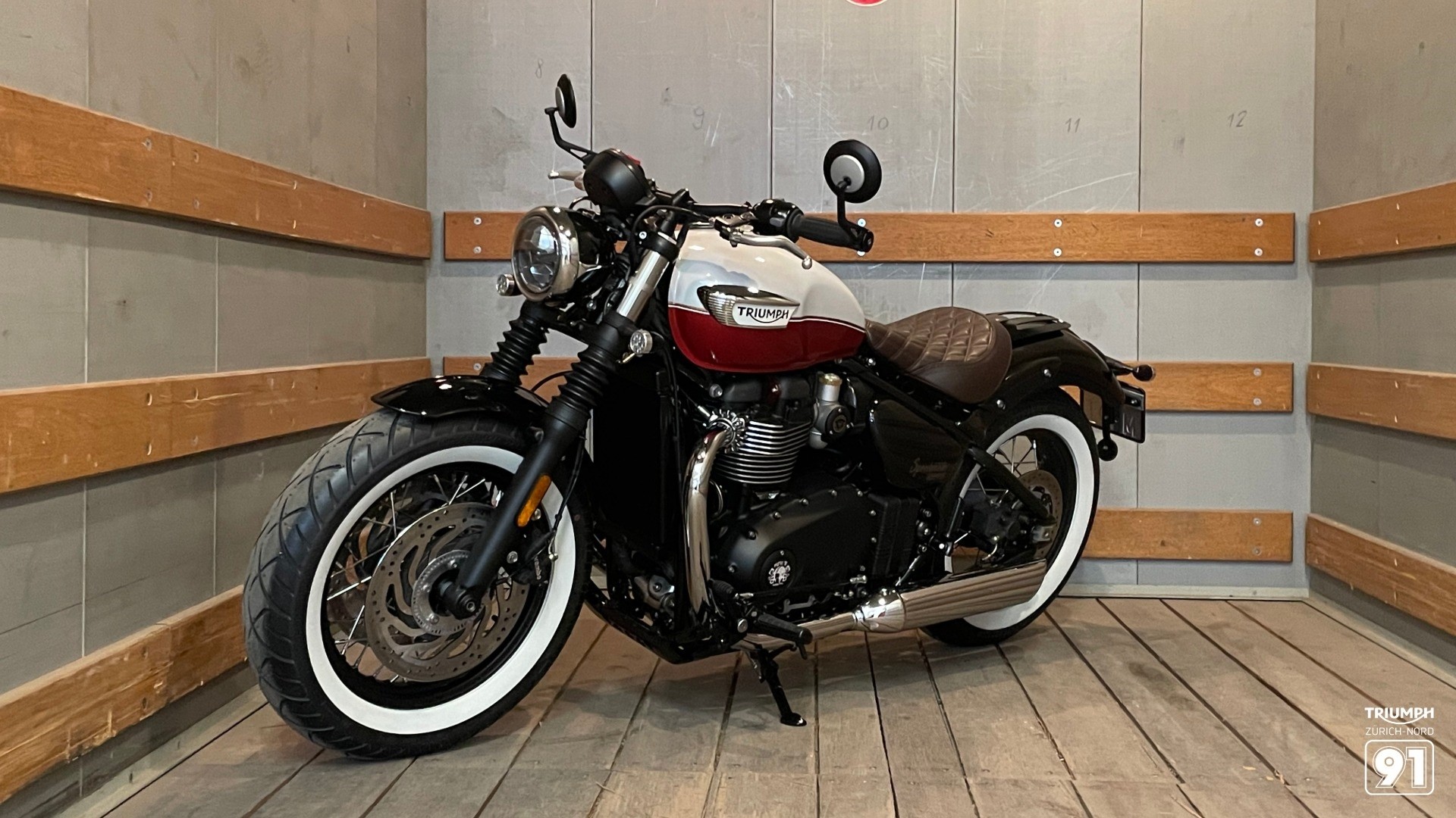 TRIUMPH Bonneville 1200 Speedmaster-image-1
