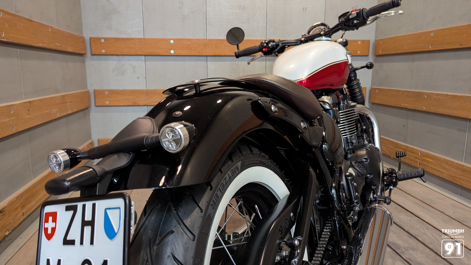 TRIUMPH Bonneville 1200 Speedmaster-image-7