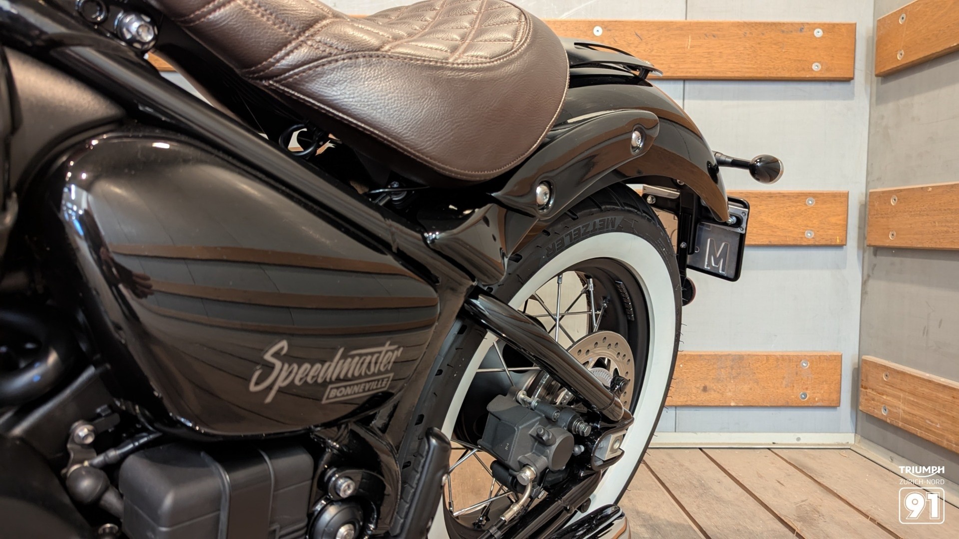 TRIUMPH Bonneville 1200 Speedmaster-image-8