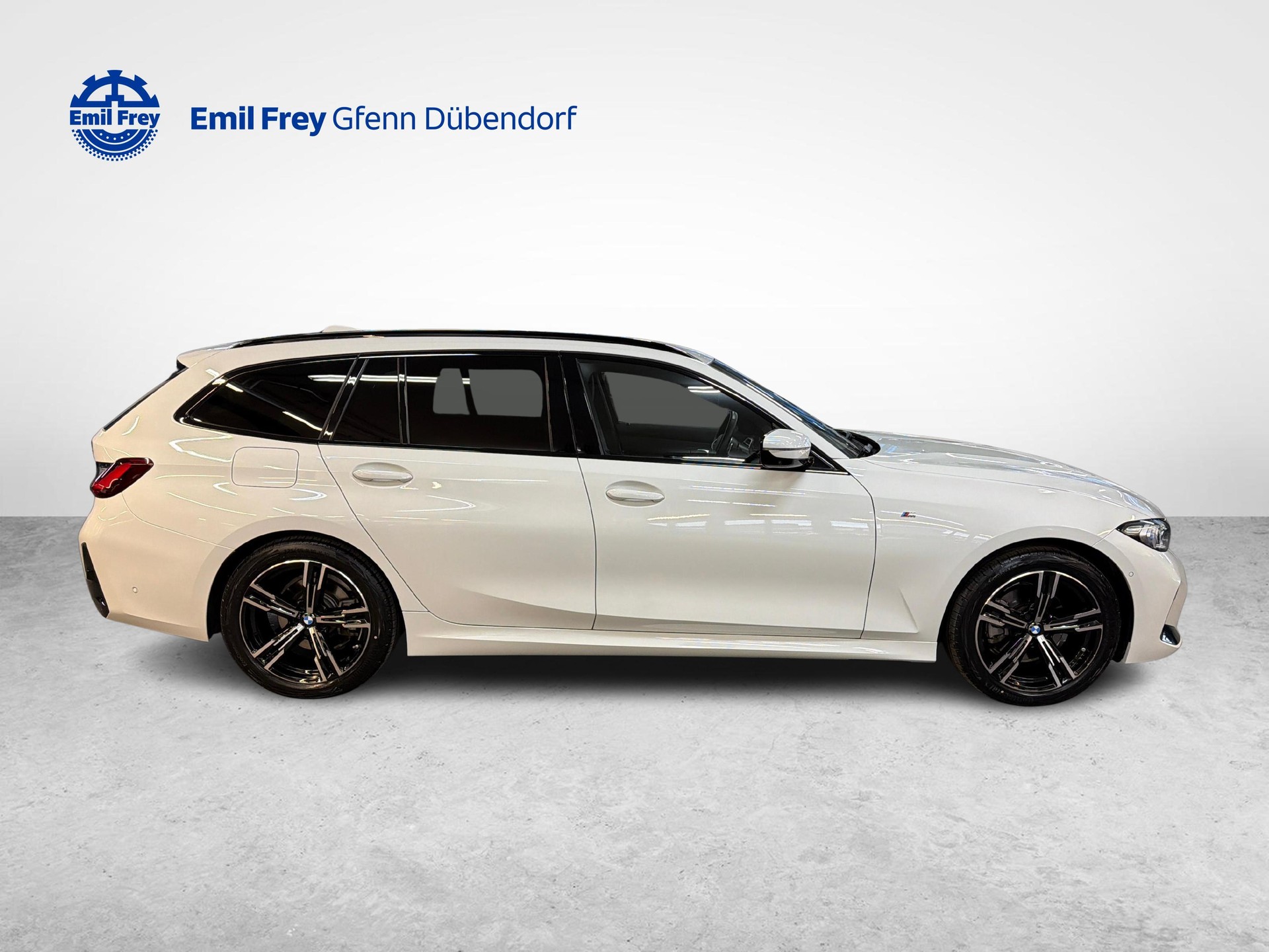 BMW 320d xDrive SAG Touring-image-5