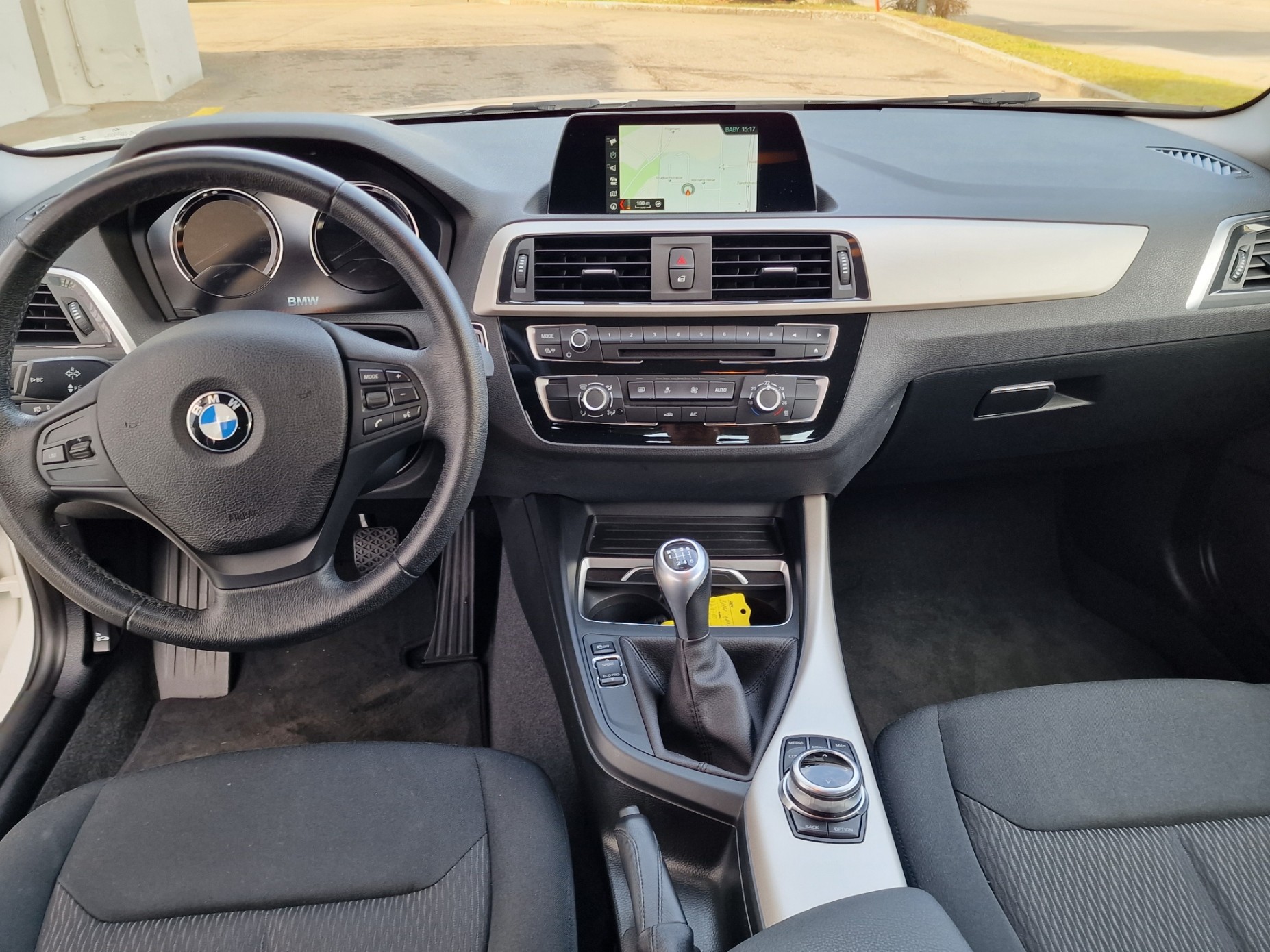 BMW 114d Business-image-9
