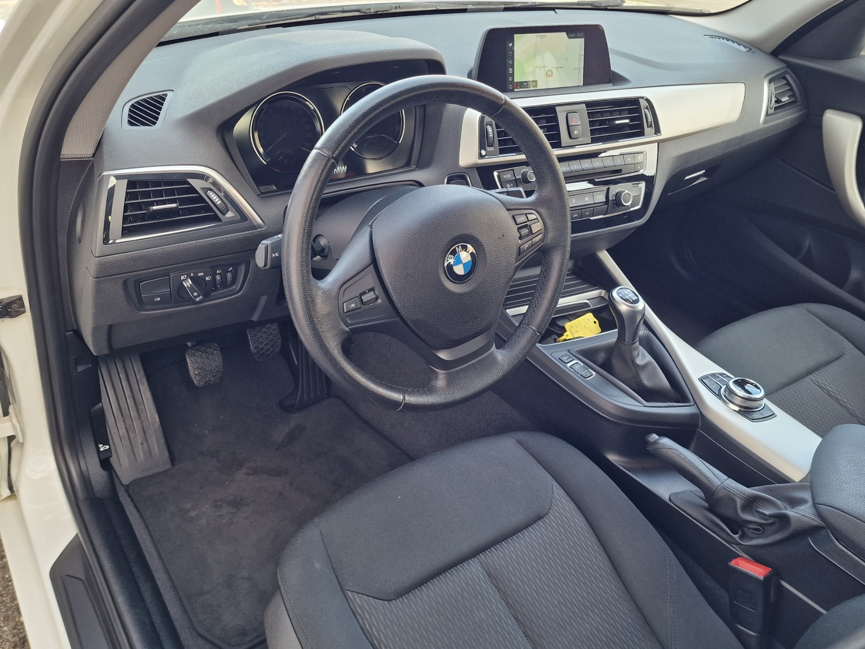 BMW 114d Business-image-8