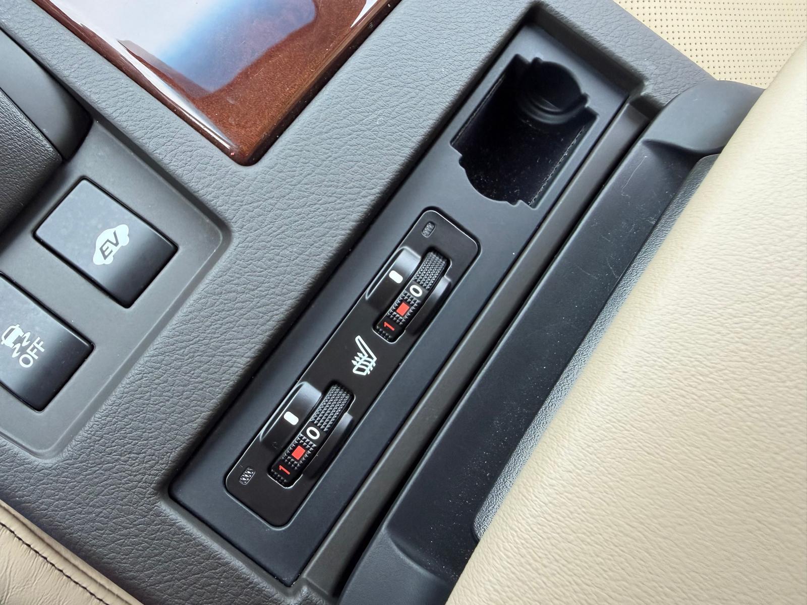 LEXUS RX 450h Comfort-image-16