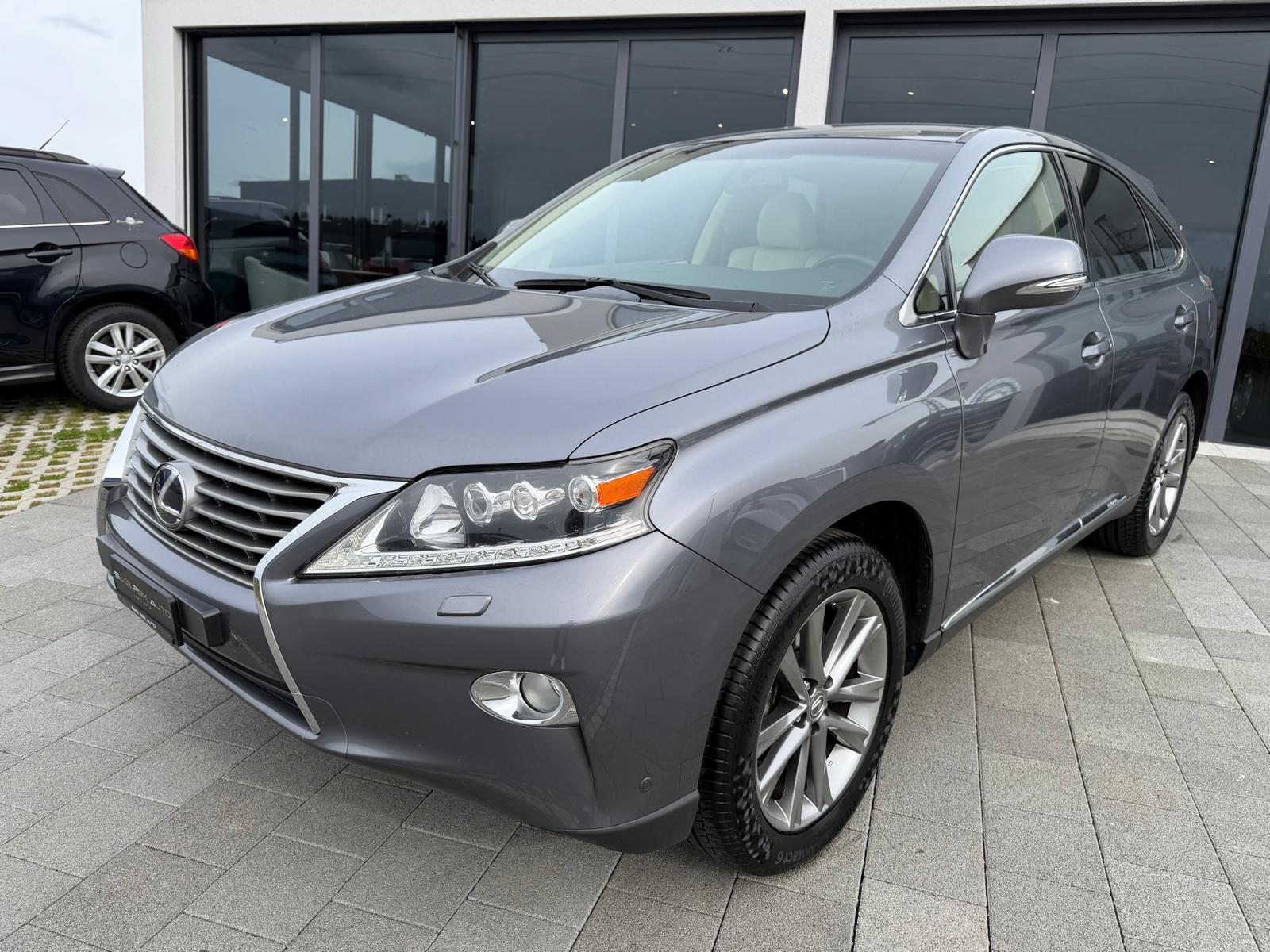 LEXUS RX 450h Comfort-showroom-element-3