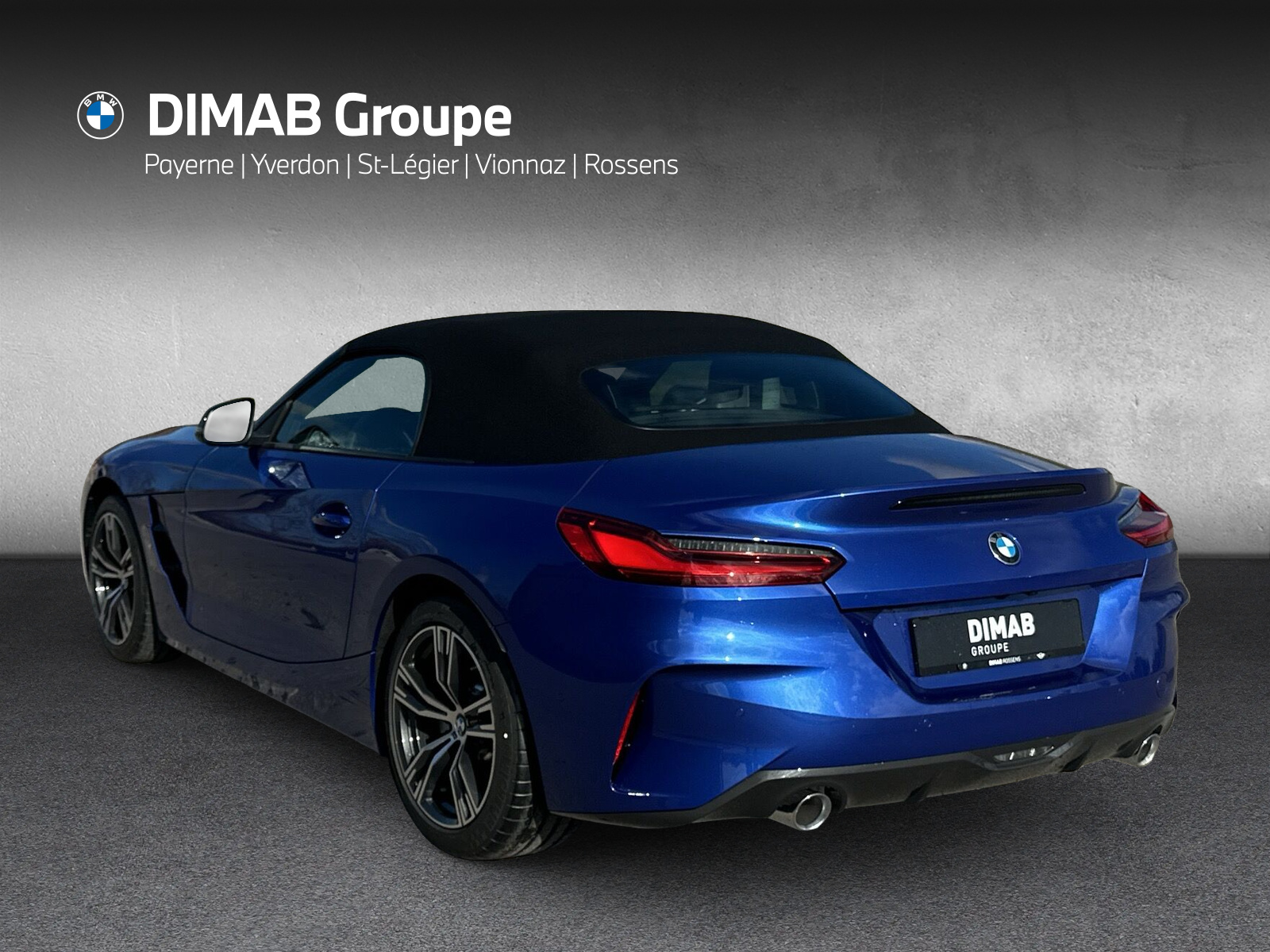 BMW Z4 sDrive 20i-showroom-element-2