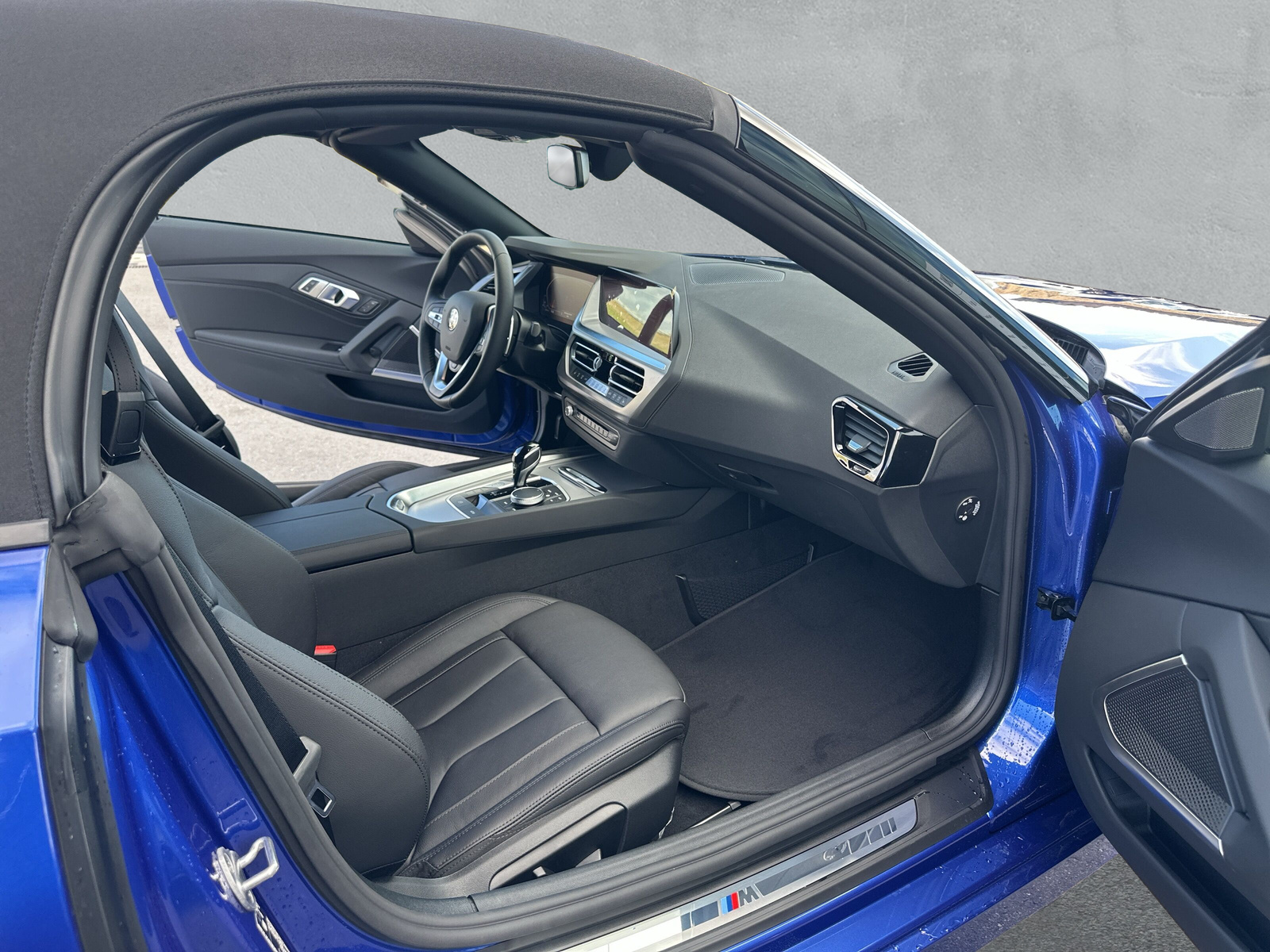 BMW Z4 sDrive 20i-image-11