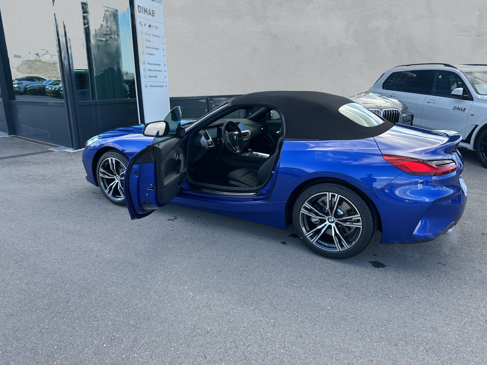 BMW Z4 sDrive 20i-image-15