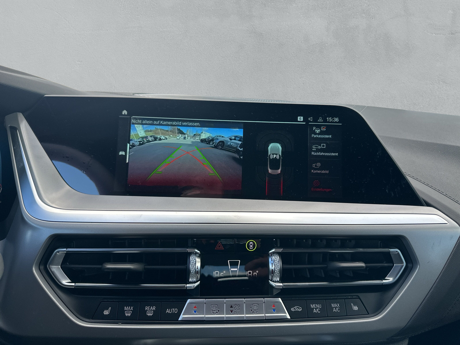 BMW Z4 sDrive 20i-image-14