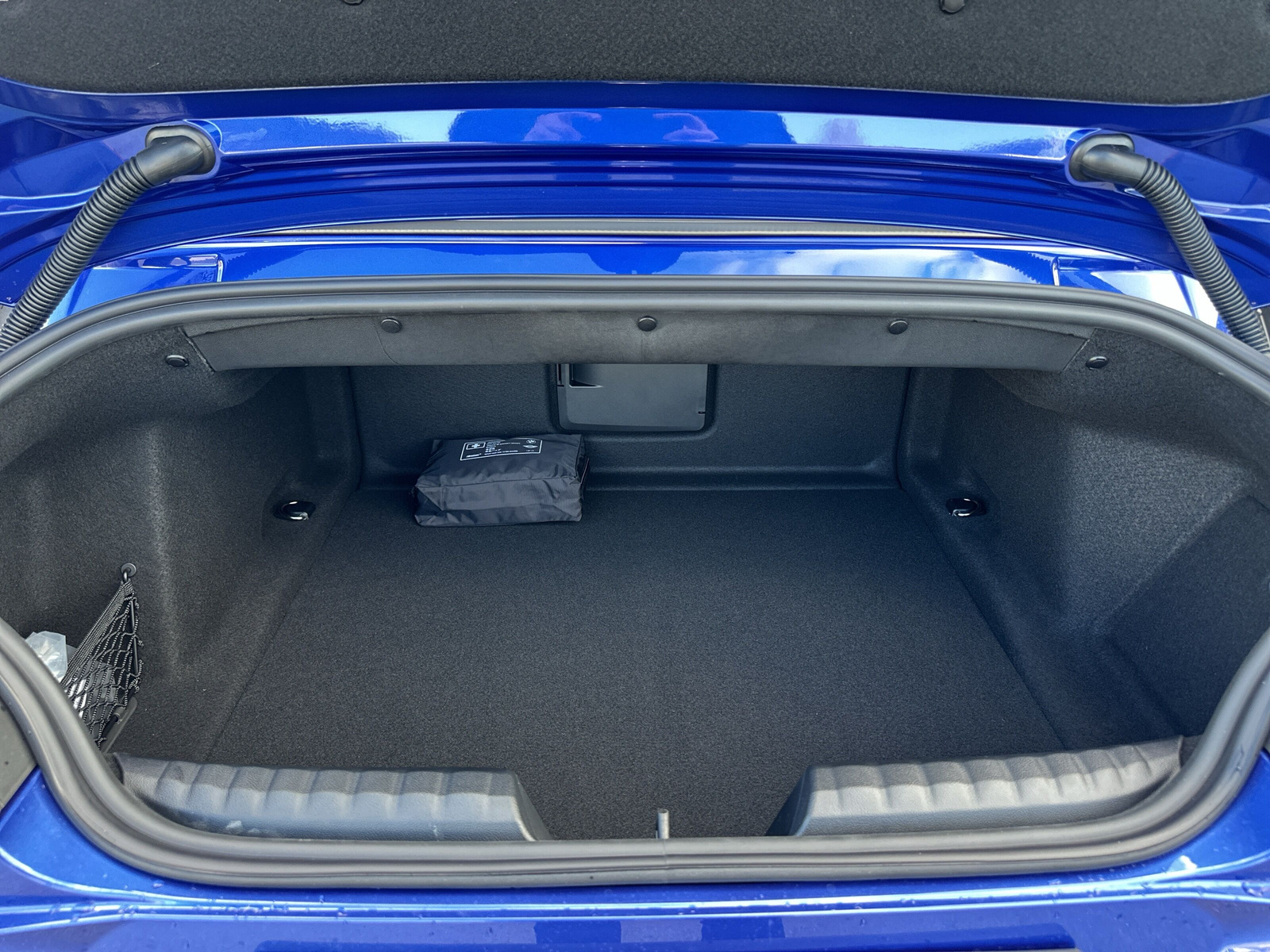 BMW Z4 sDrive 20i-image-9