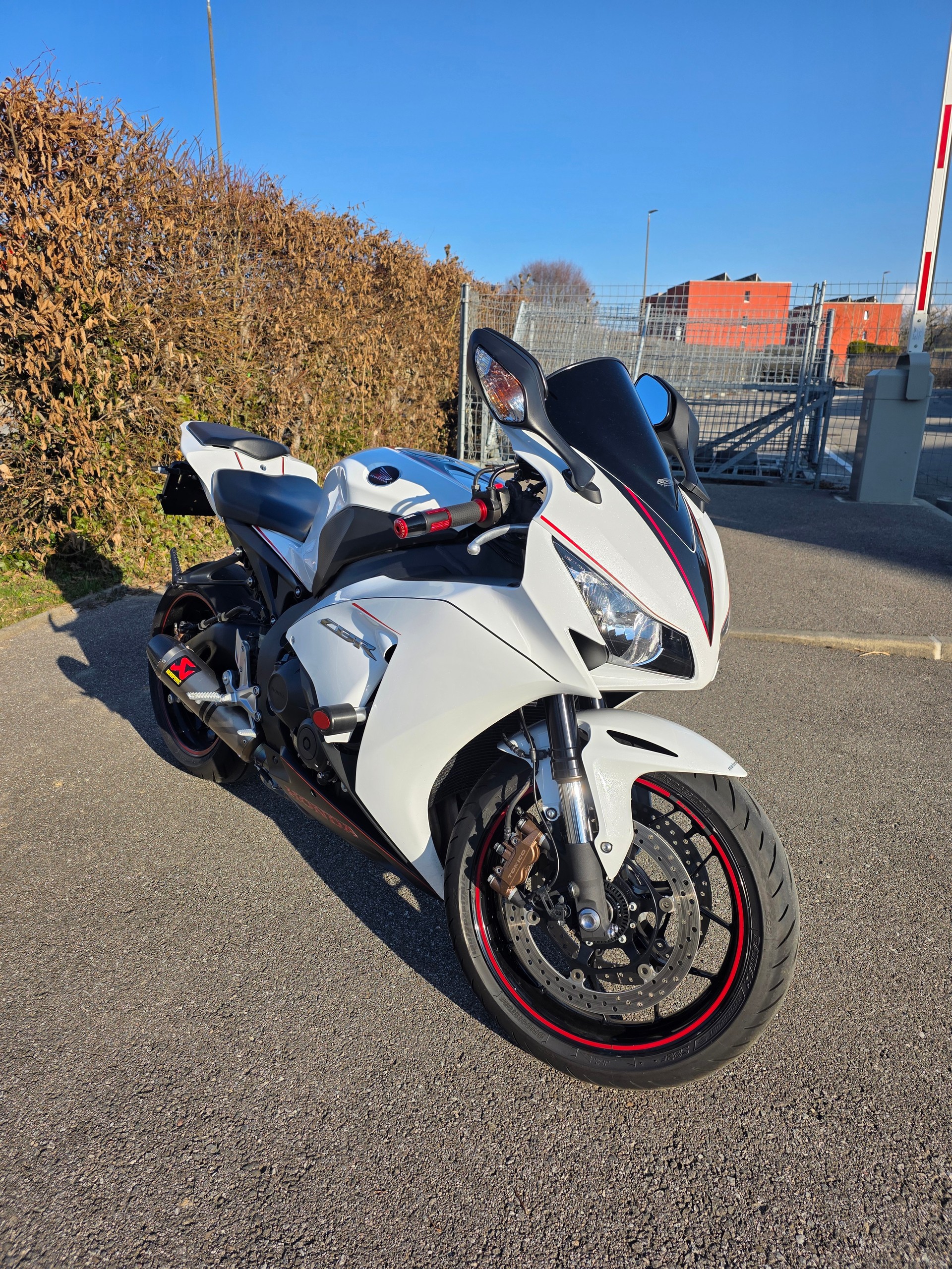 HONDA CBR 1000 RA ABS-image-0
